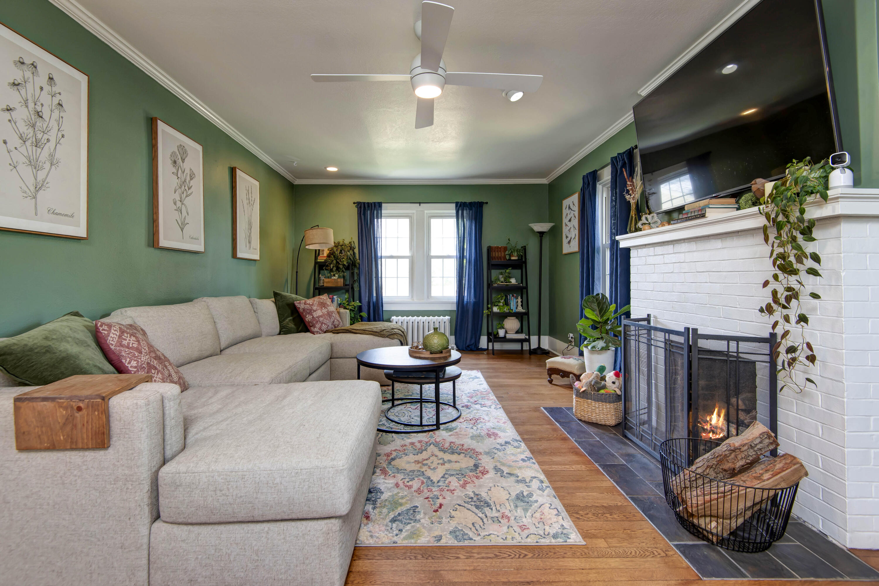 property viewer photo 16