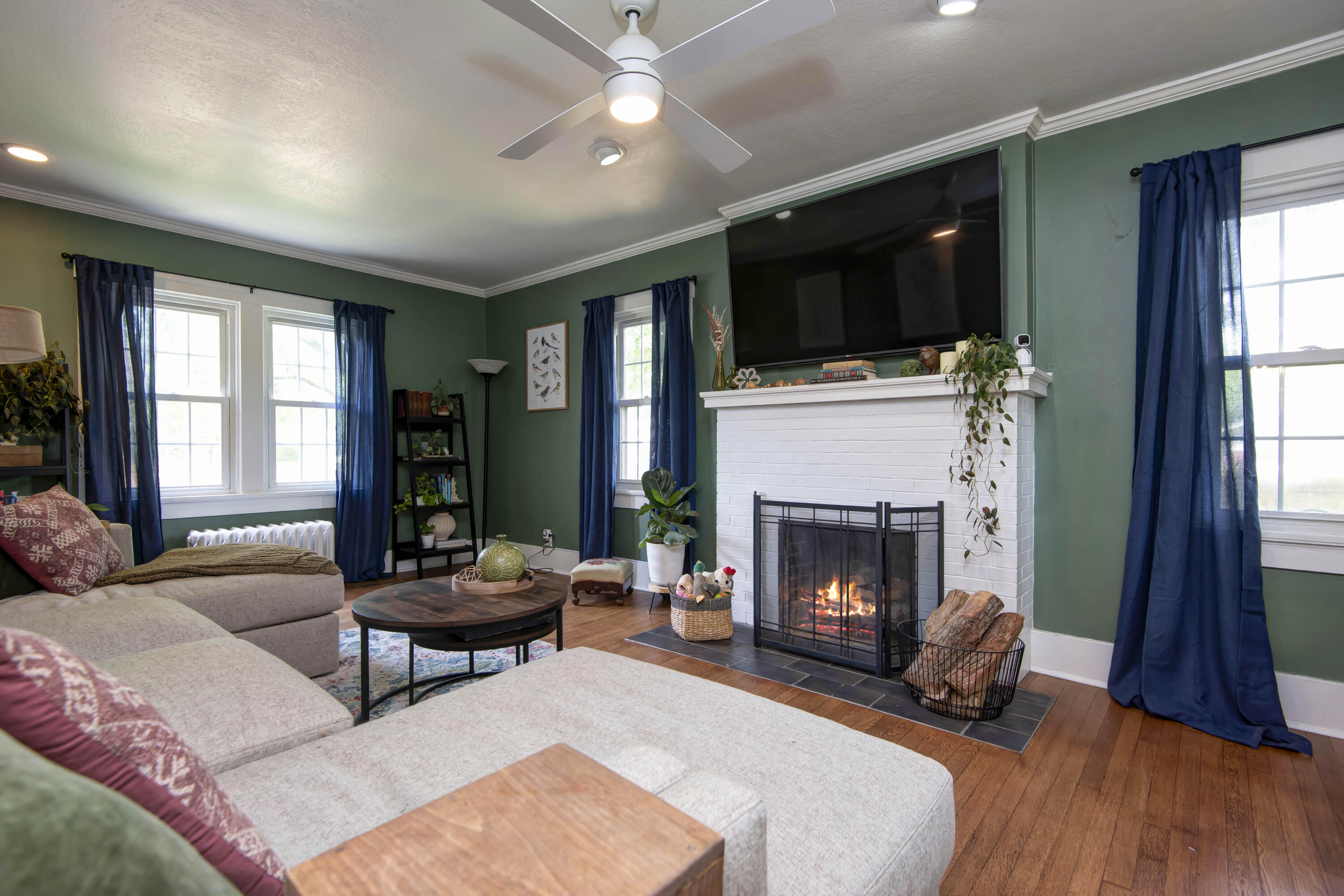 property viewer photo 18