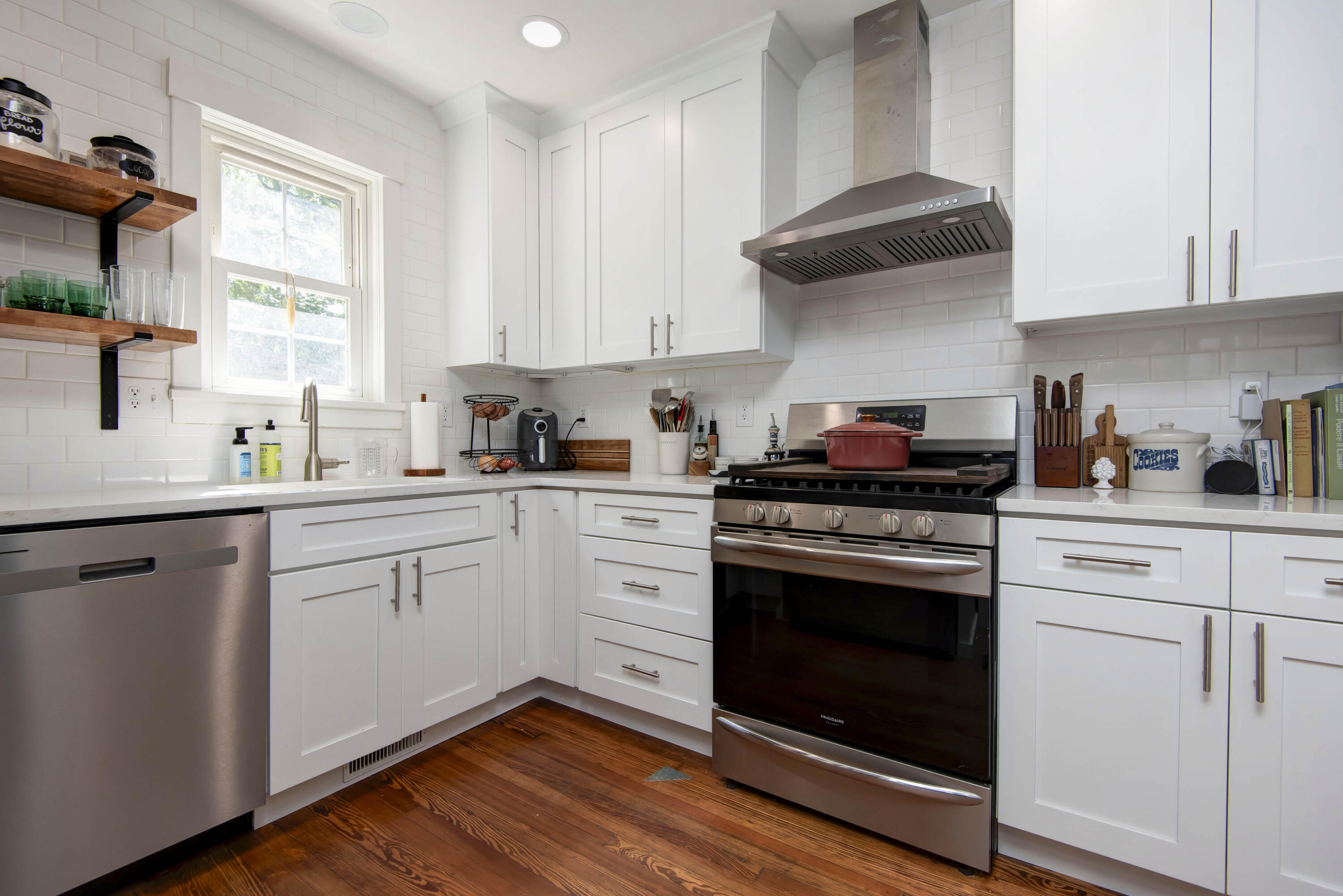property viewer photo 8