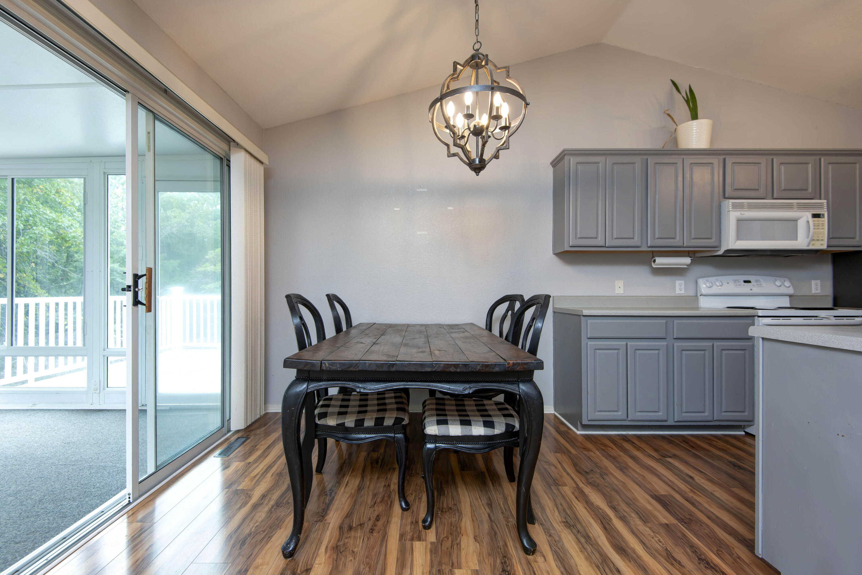 property viewer photo 11