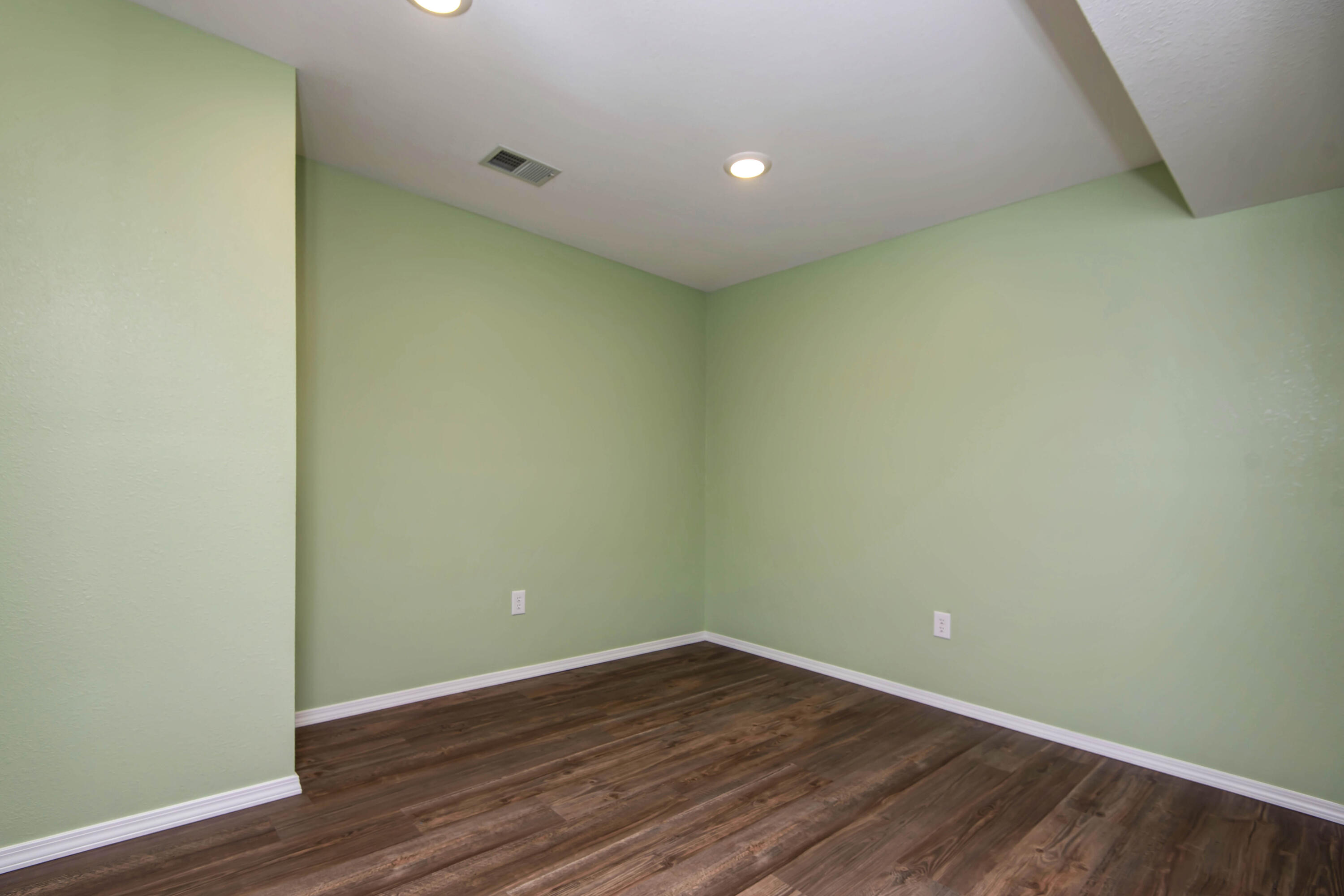 property viewer photo 34
