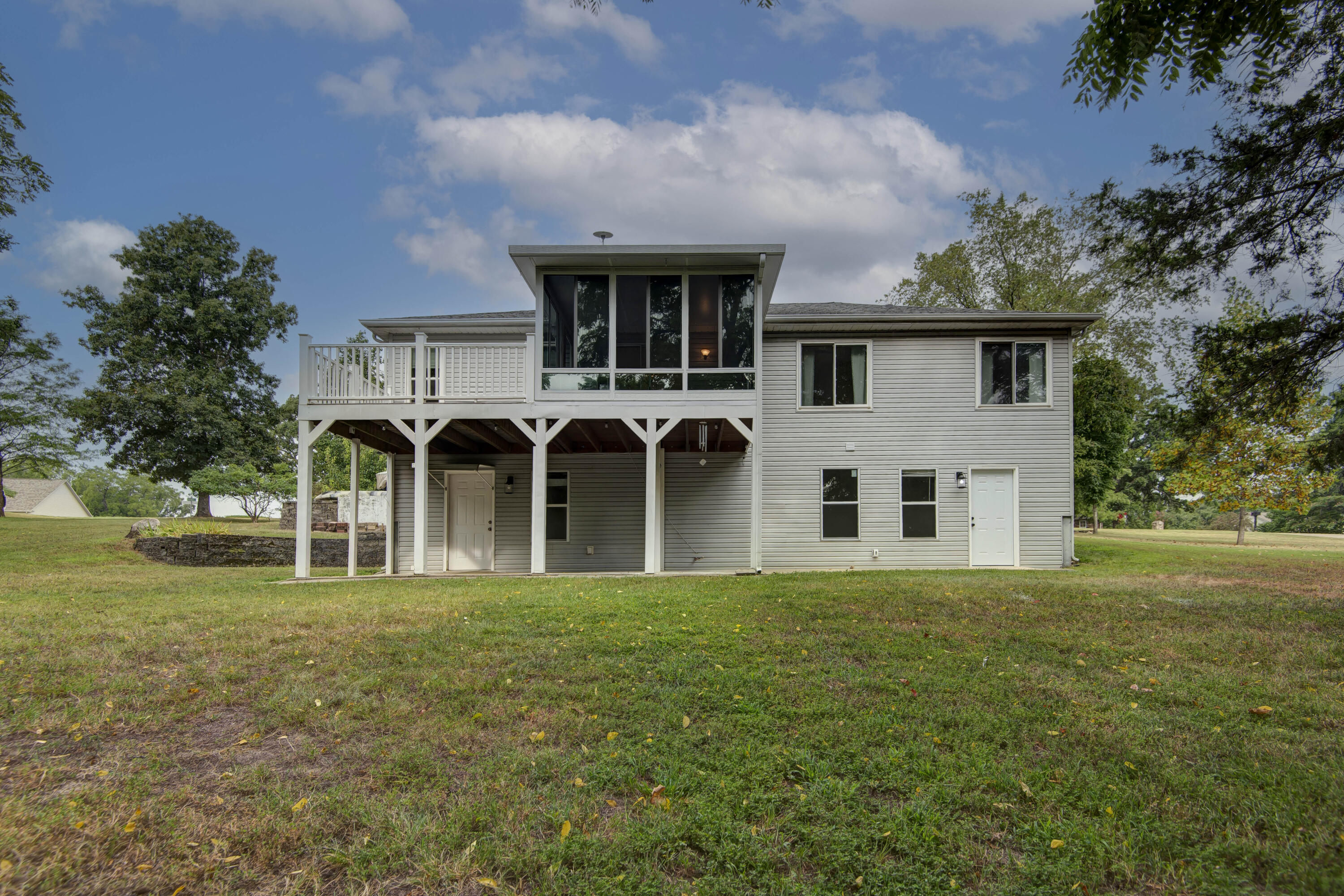 property viewer photo 43