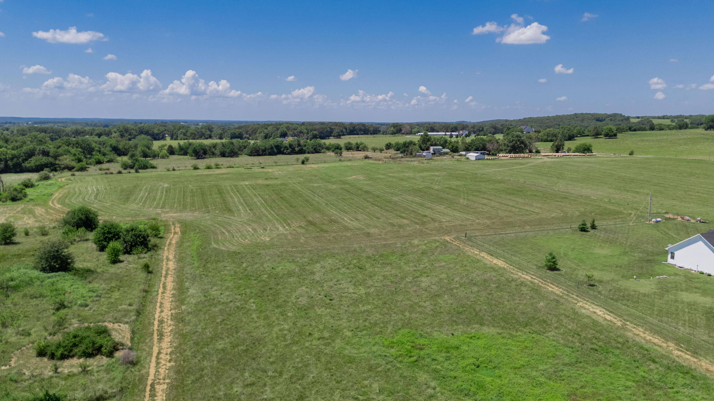 property viewer photo 22