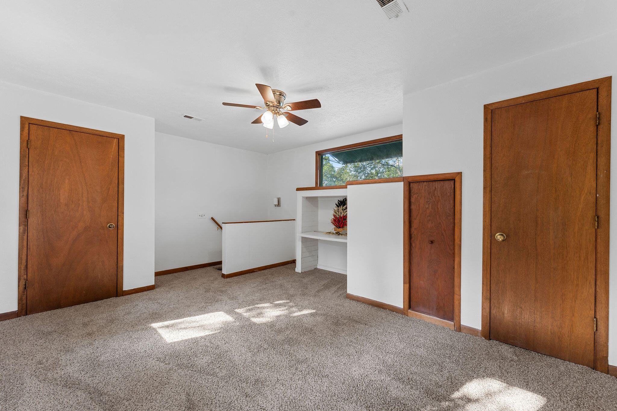 property viewer photo 17
