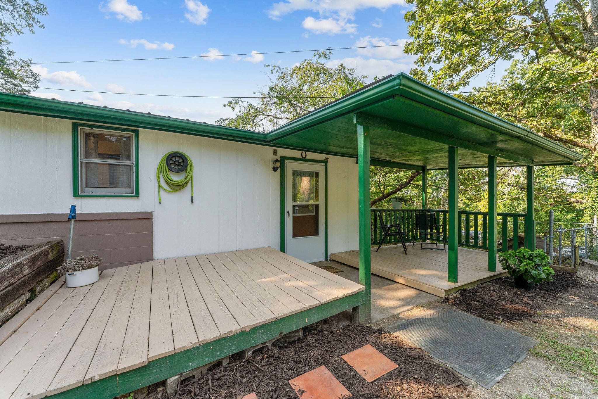 property viewer photo 22