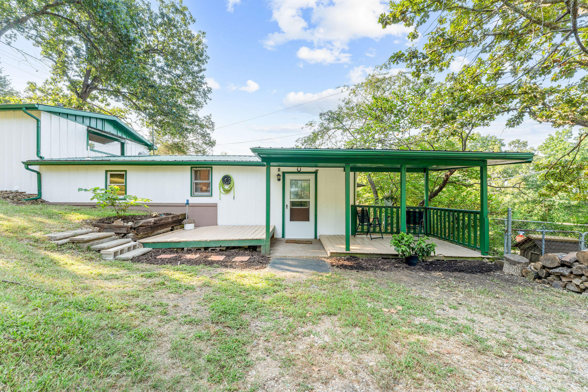 property viewer photo 24