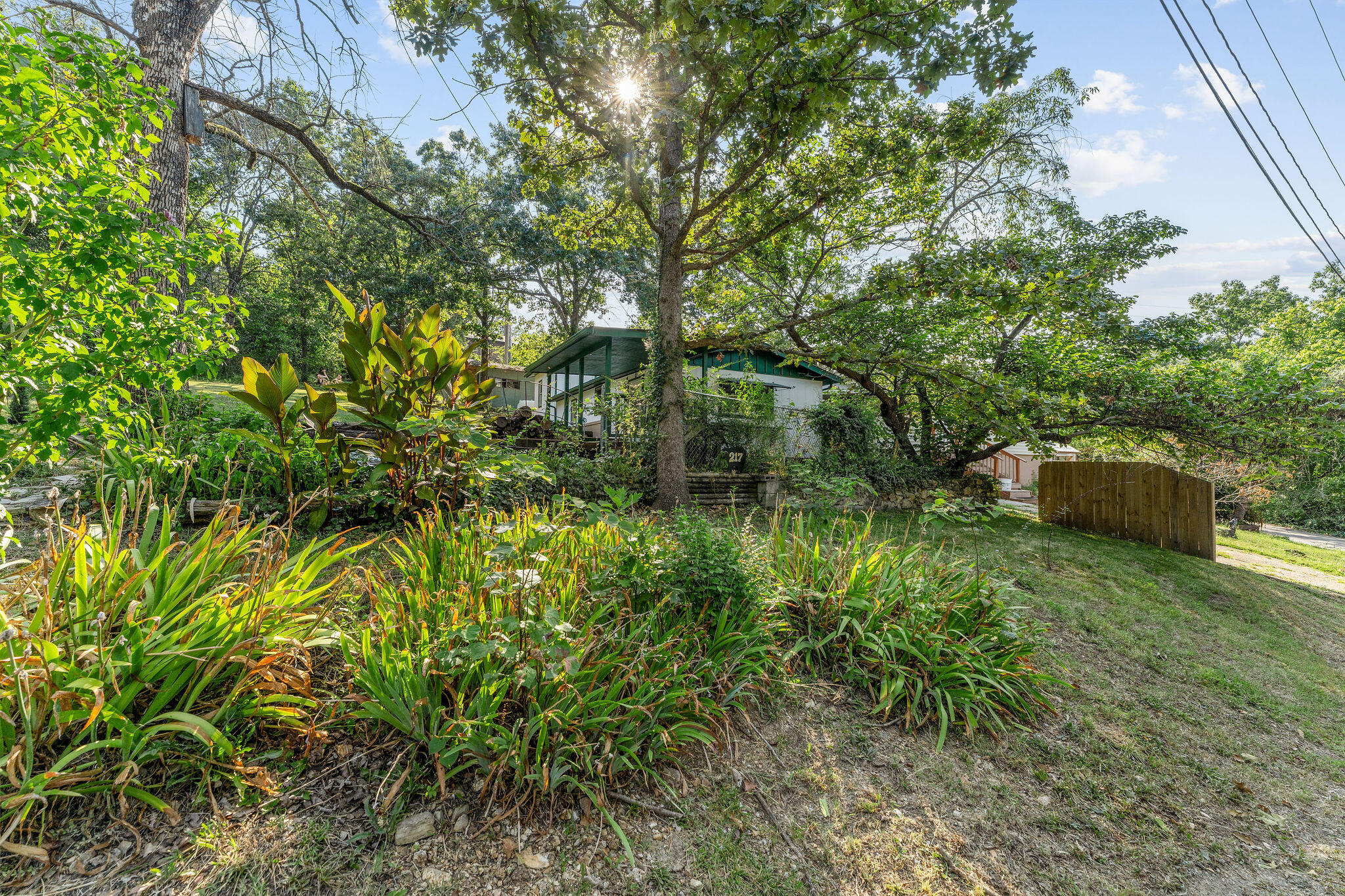 property viewer photo 25
