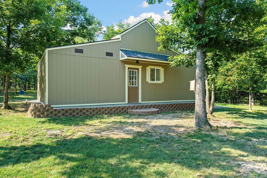 main property photo 33