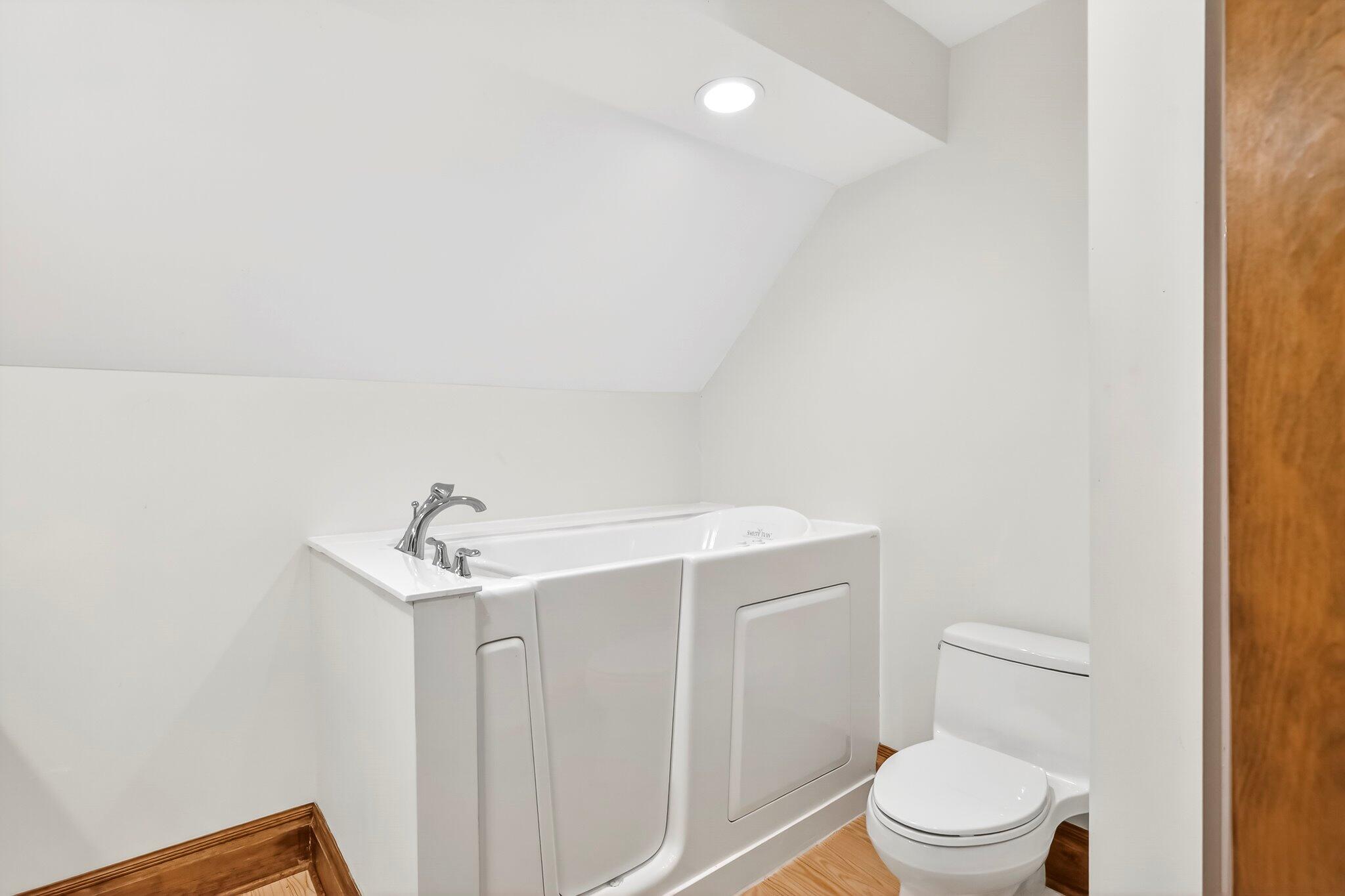 main property photo 64