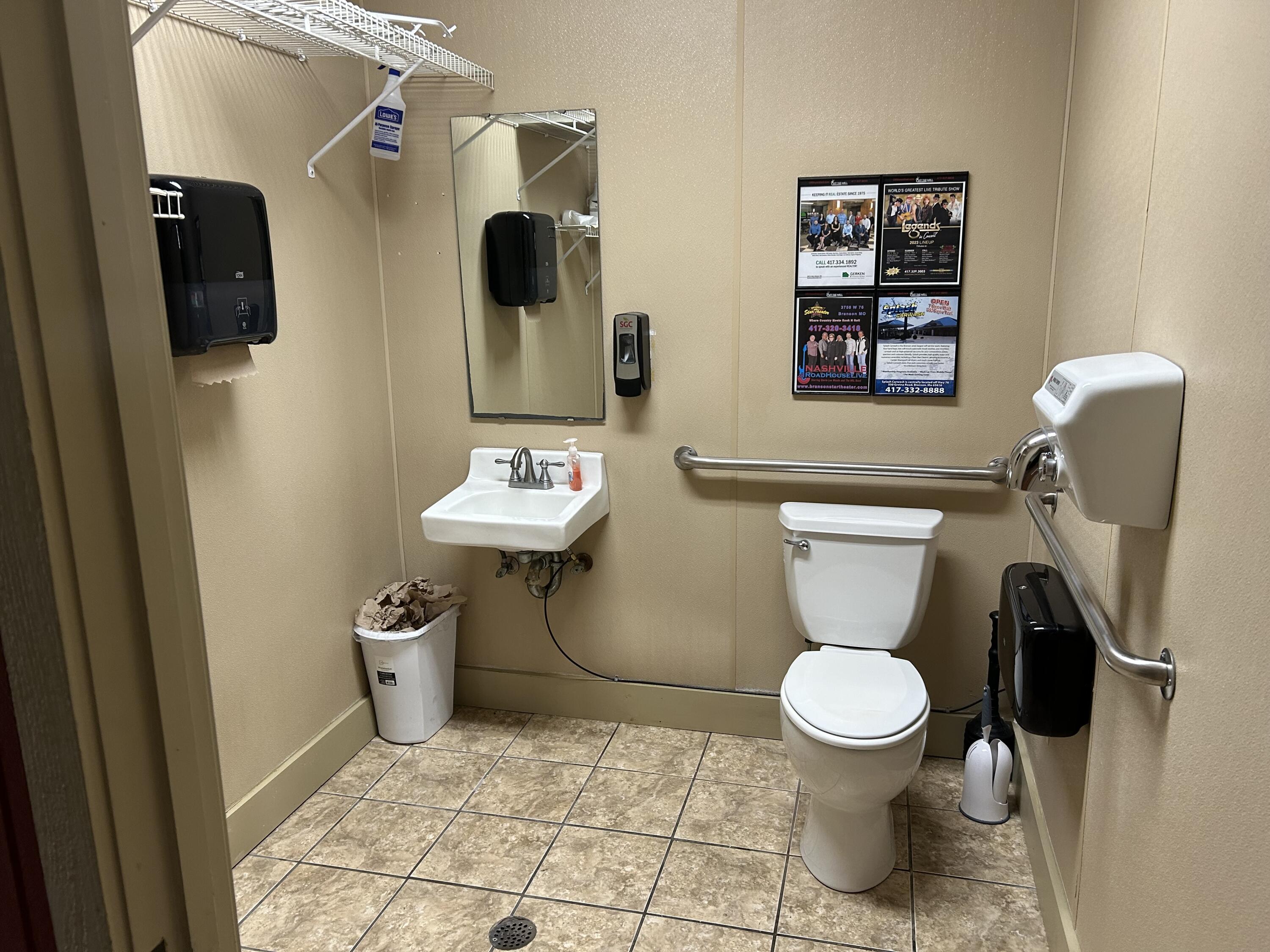 main property photo 6