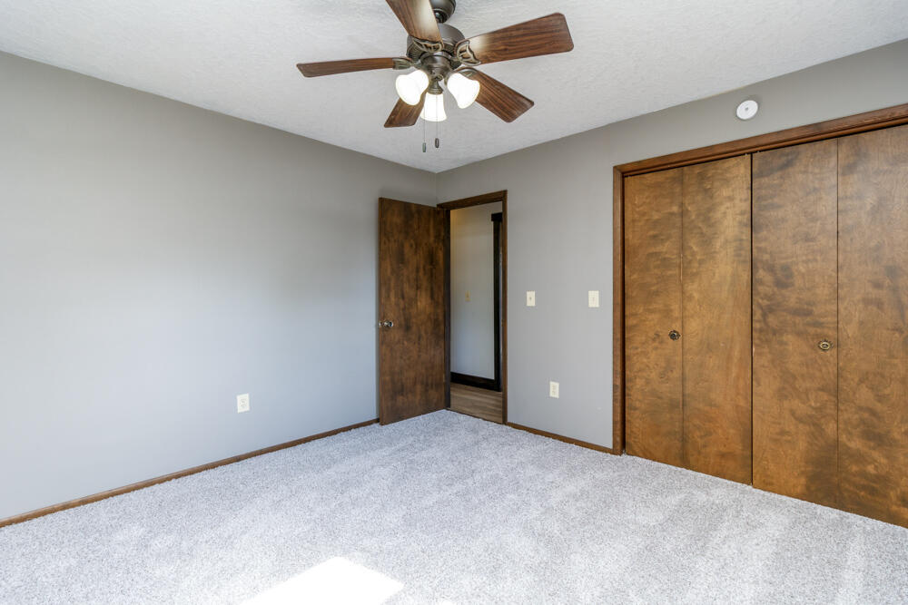 property viewer photo 16