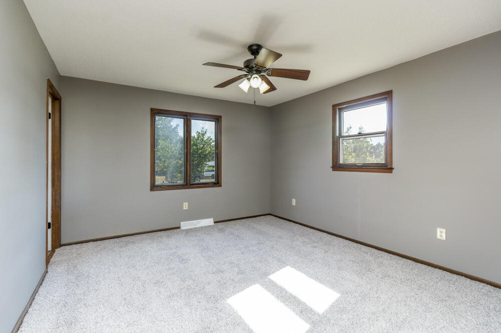 property viewer photo 17
