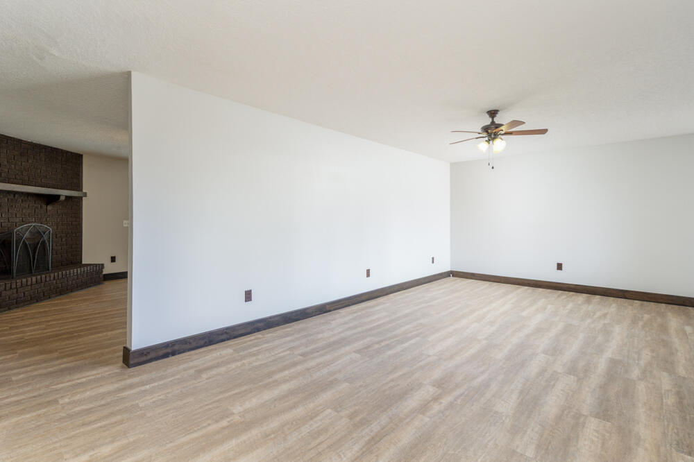 property viewer photo 2