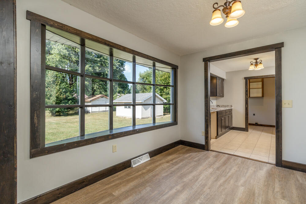 property viewer photo 7