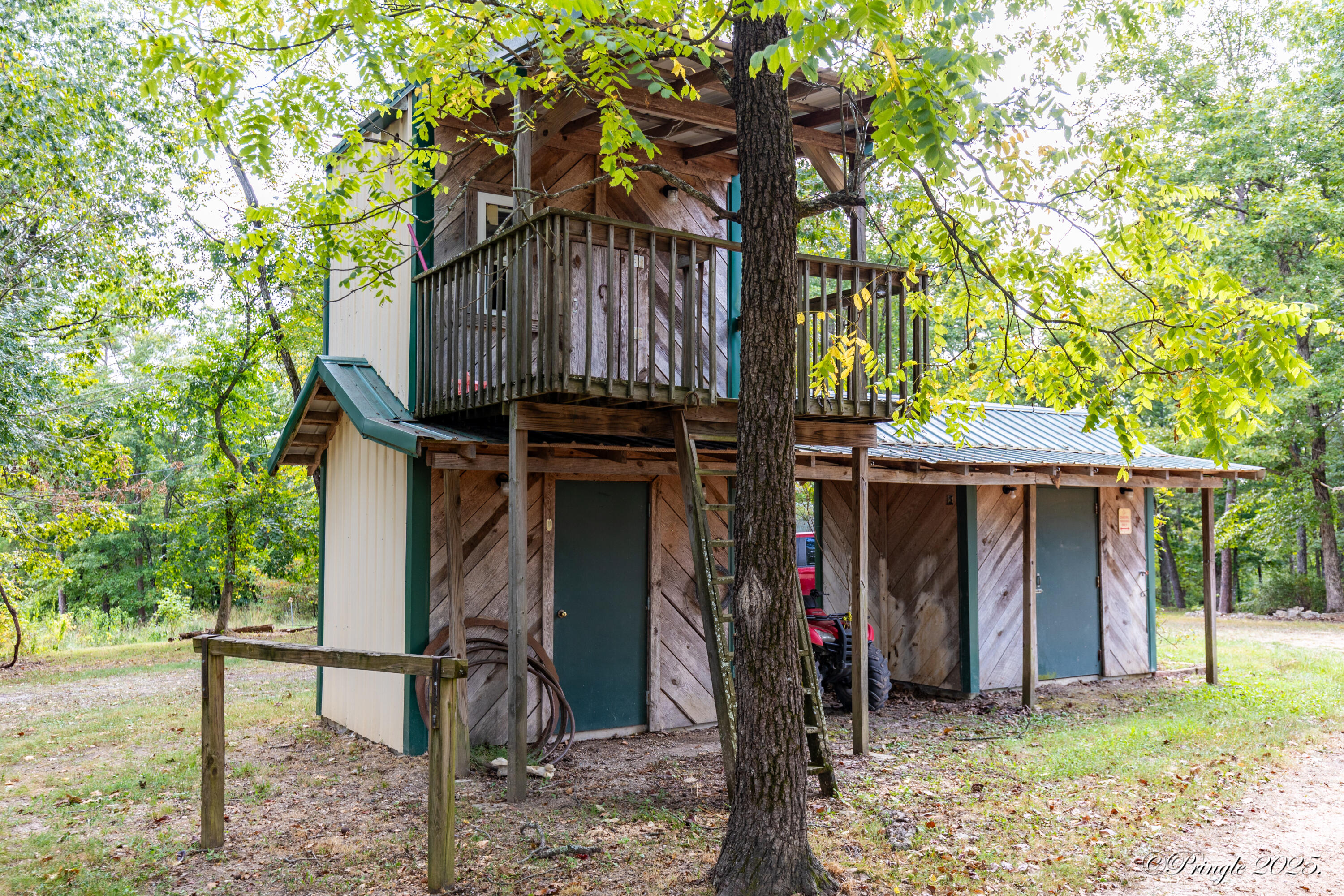 main property photo 13