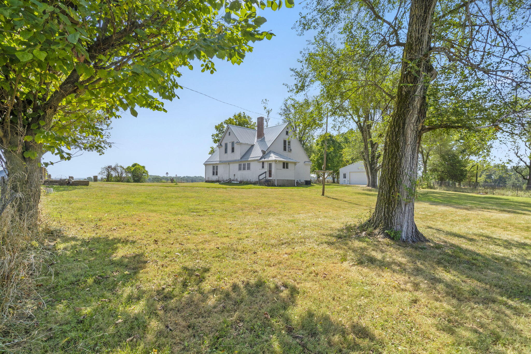 main property photo 27