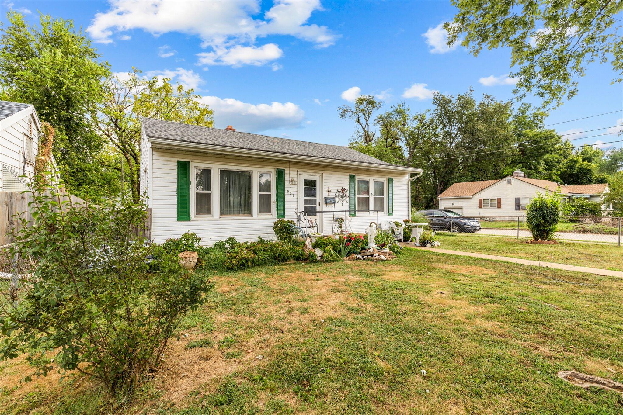 main property photo 2