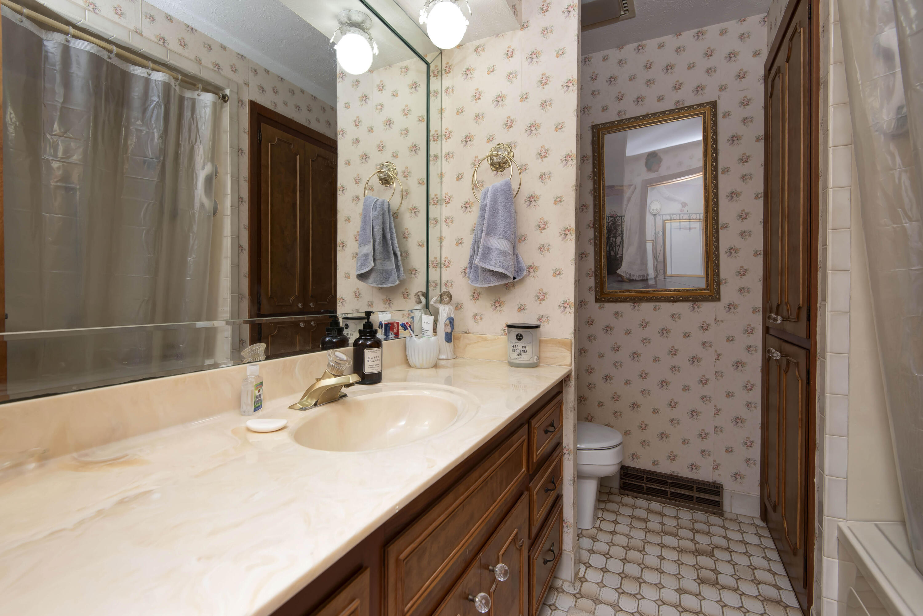 property viewer photo 14