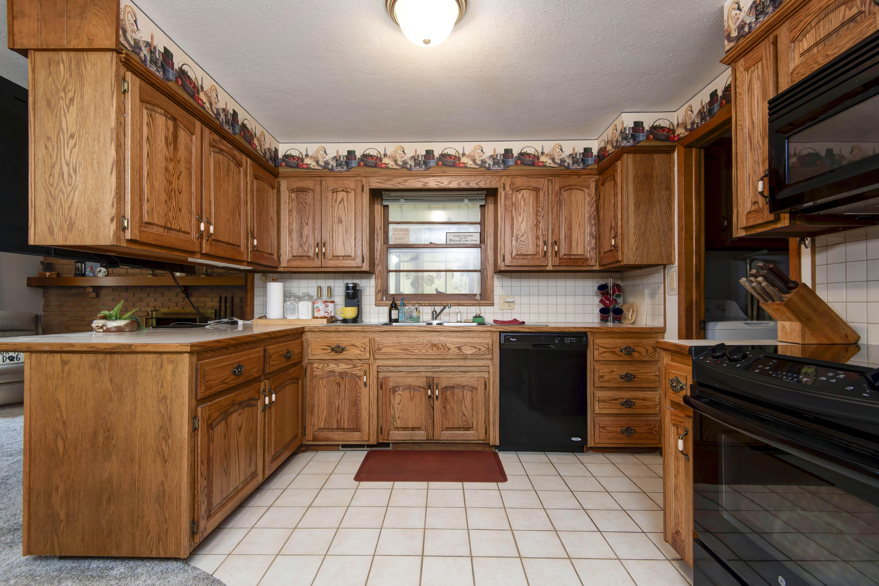 property viewer photo 9