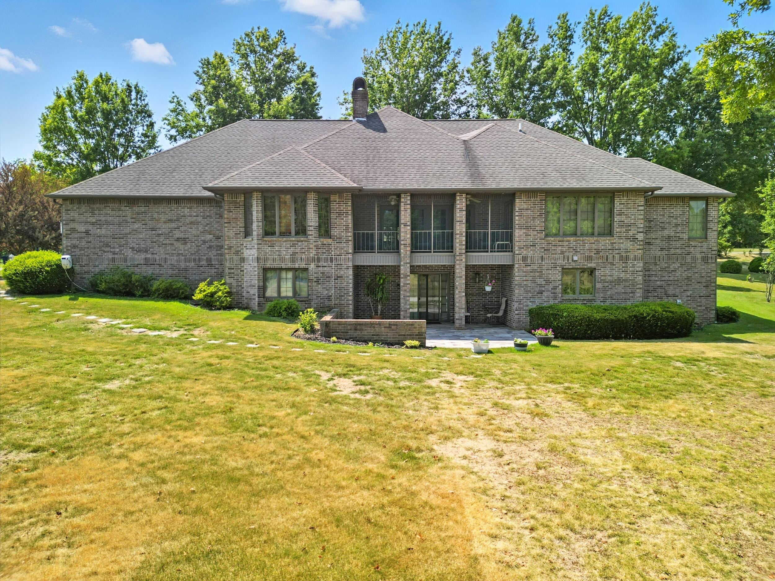 main property photo 34