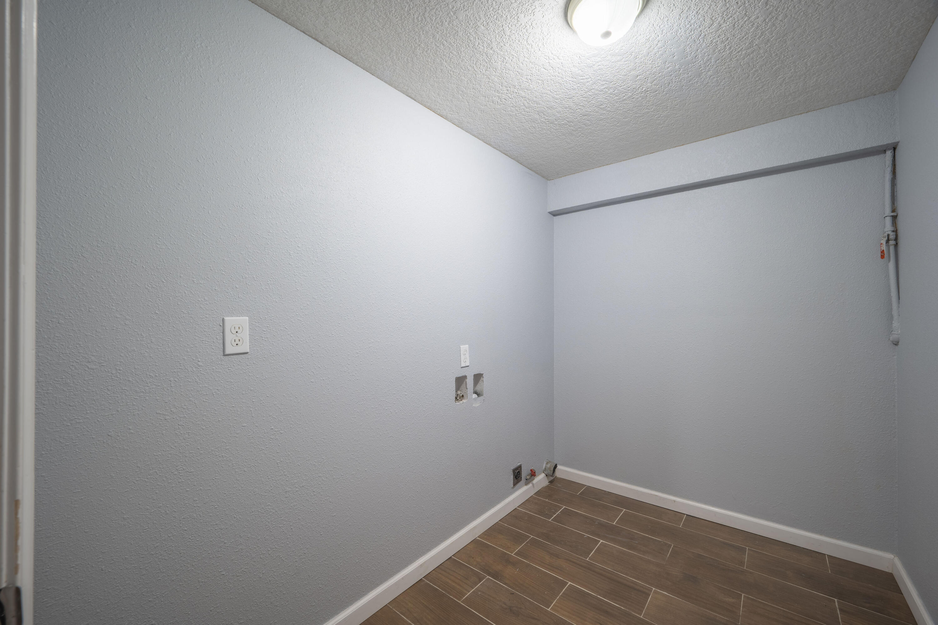 property viewer photo 32