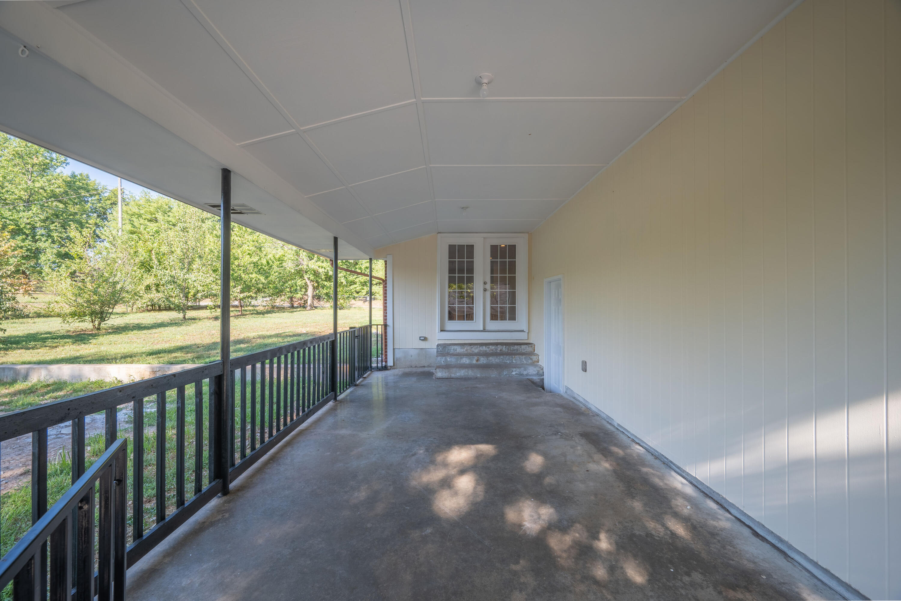 property viewer photo 37