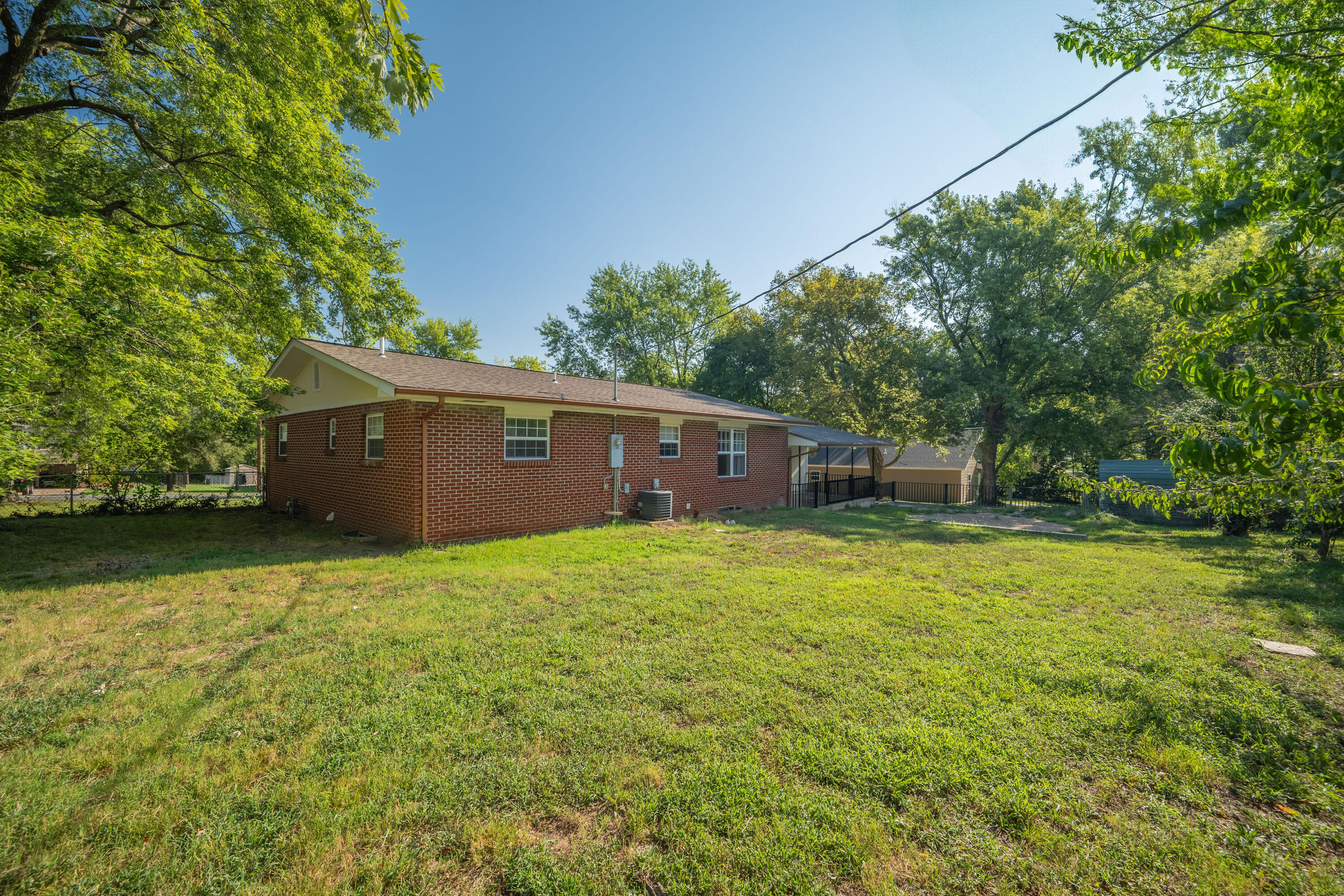 property viewer photo 39