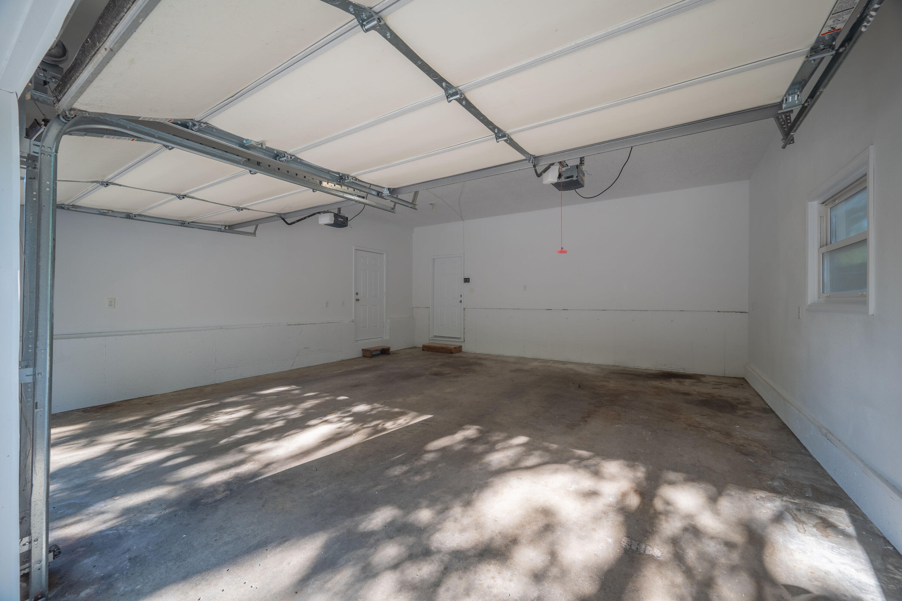 property viewer photo 4