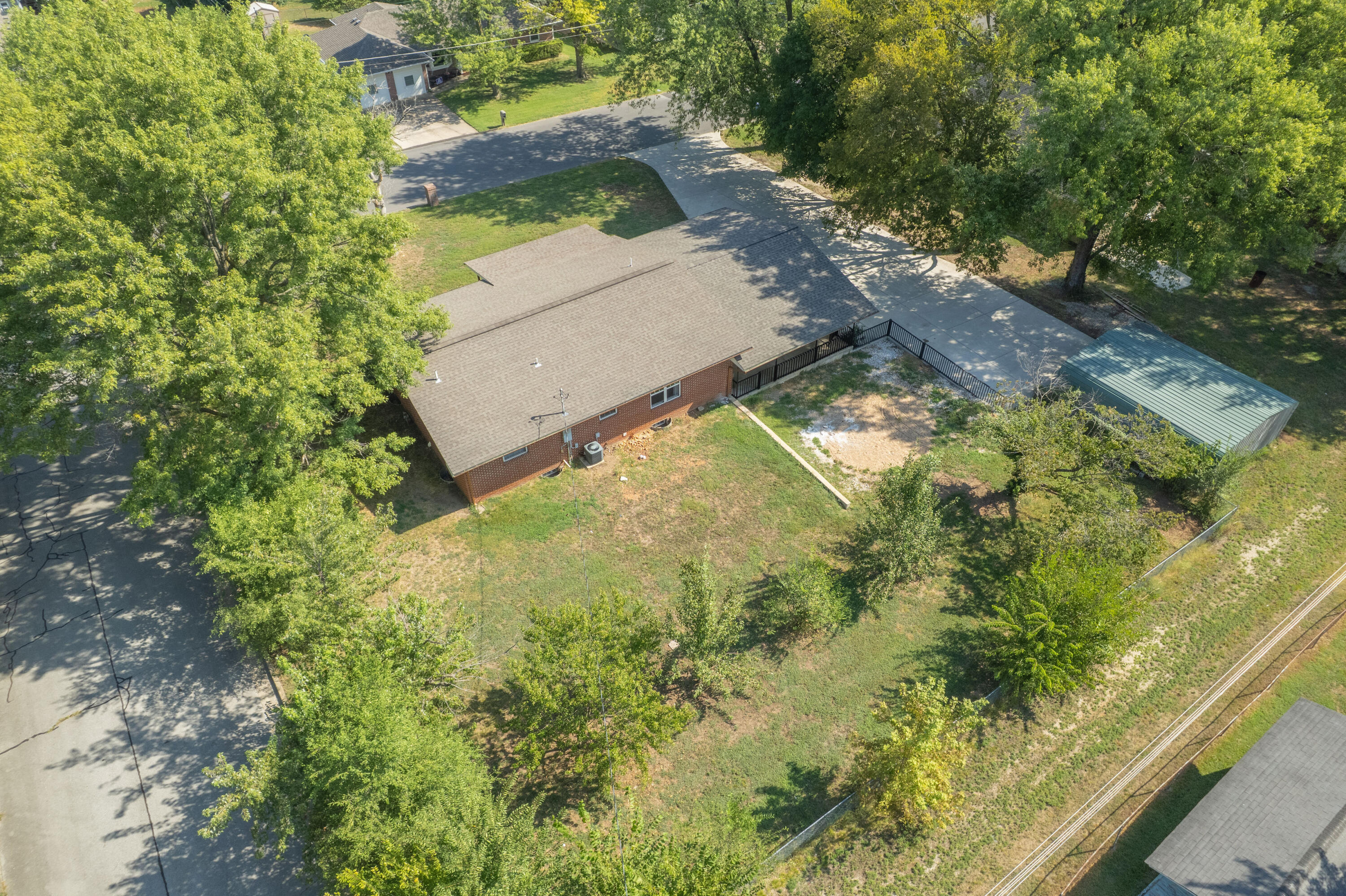 property viewer photo 43