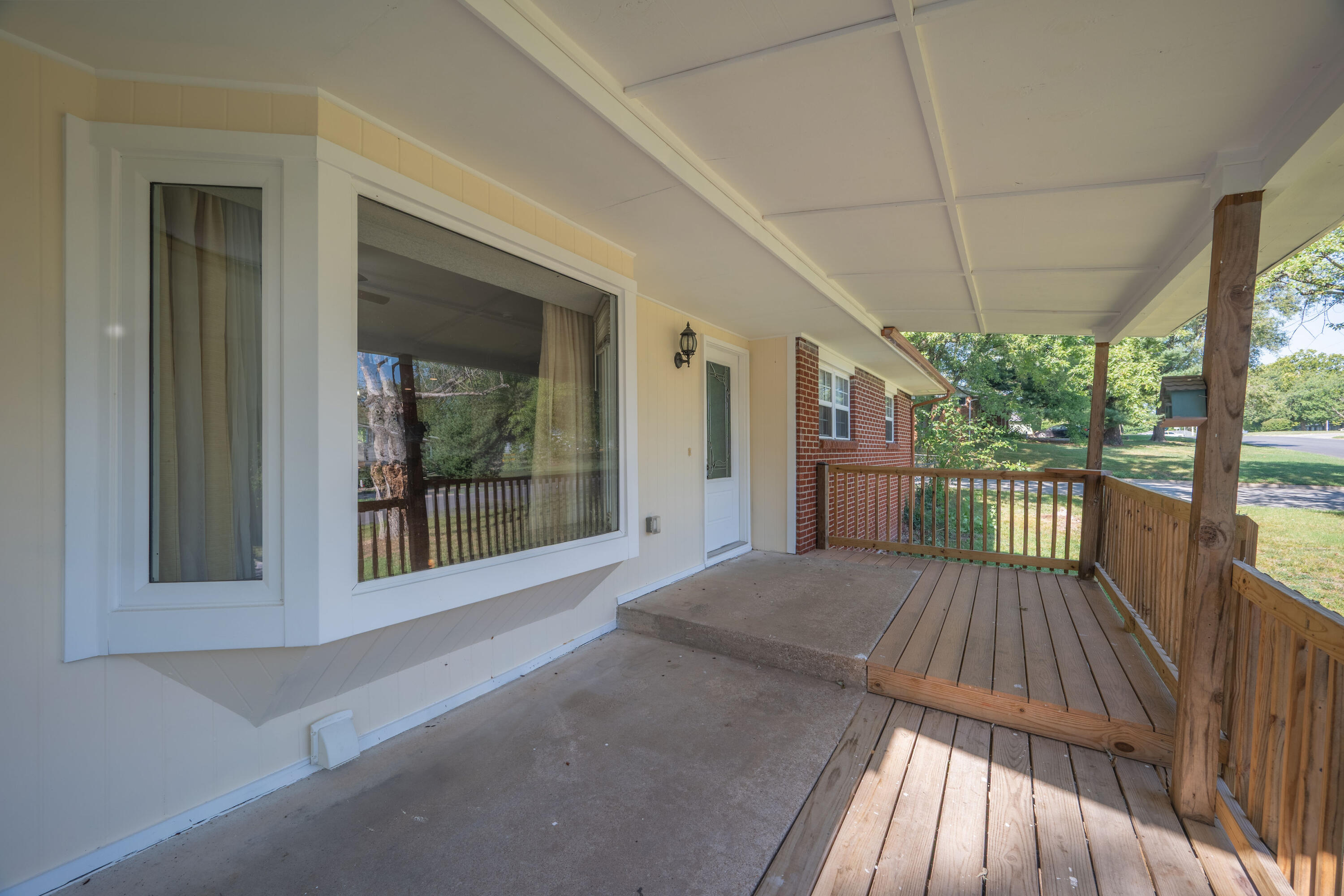 property viewer photo 5