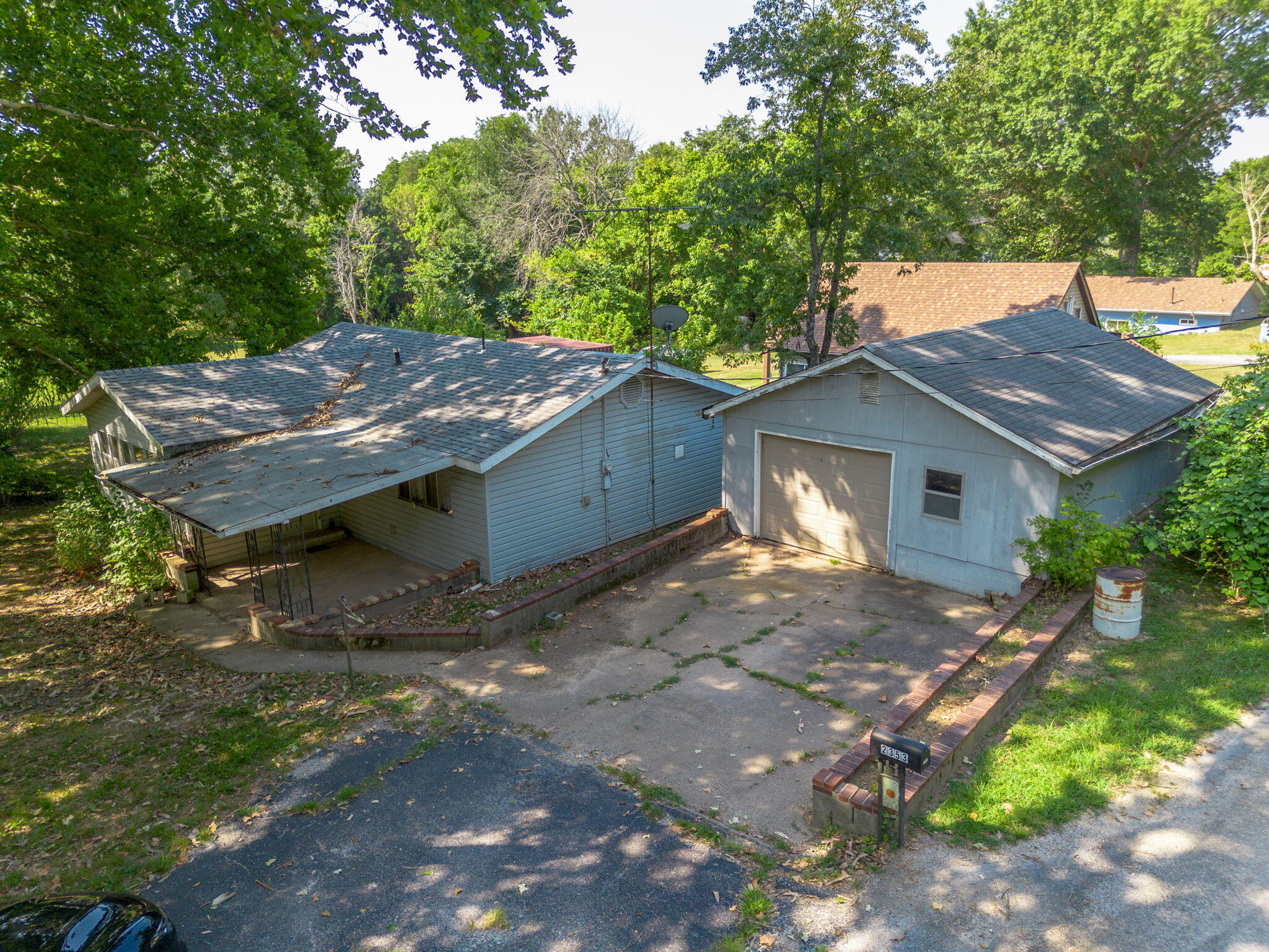 main property photo 44