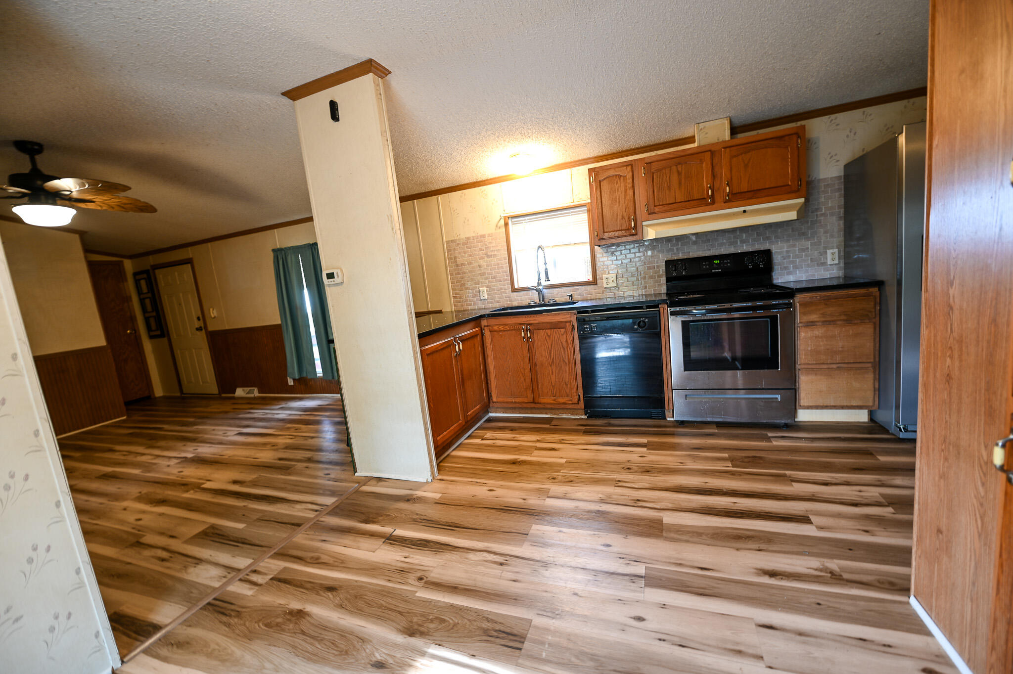 property viewer photo 9