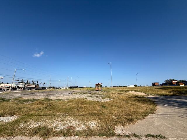 main property photo 11