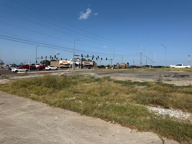 main property photo 12