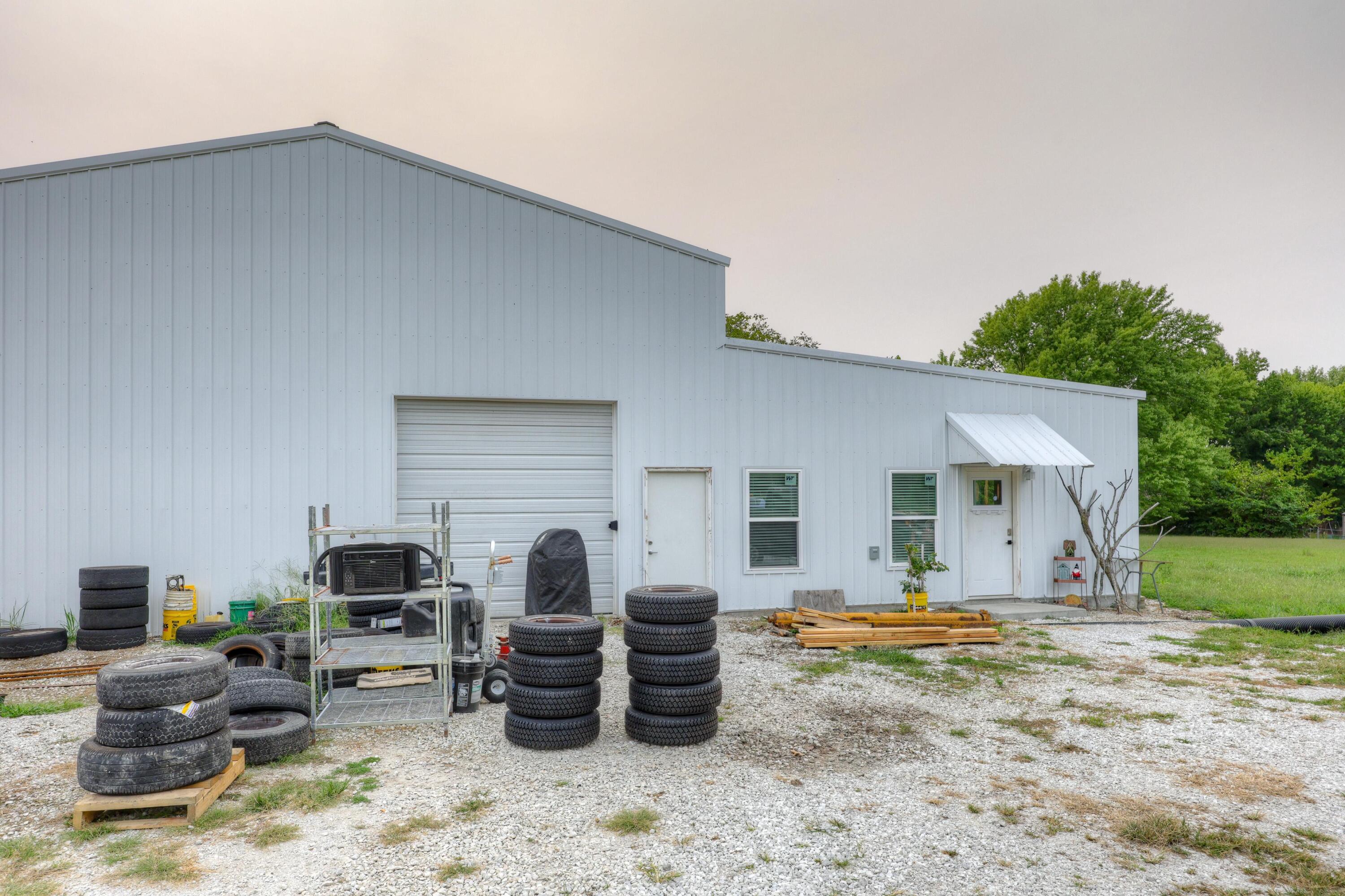 main property photo 8