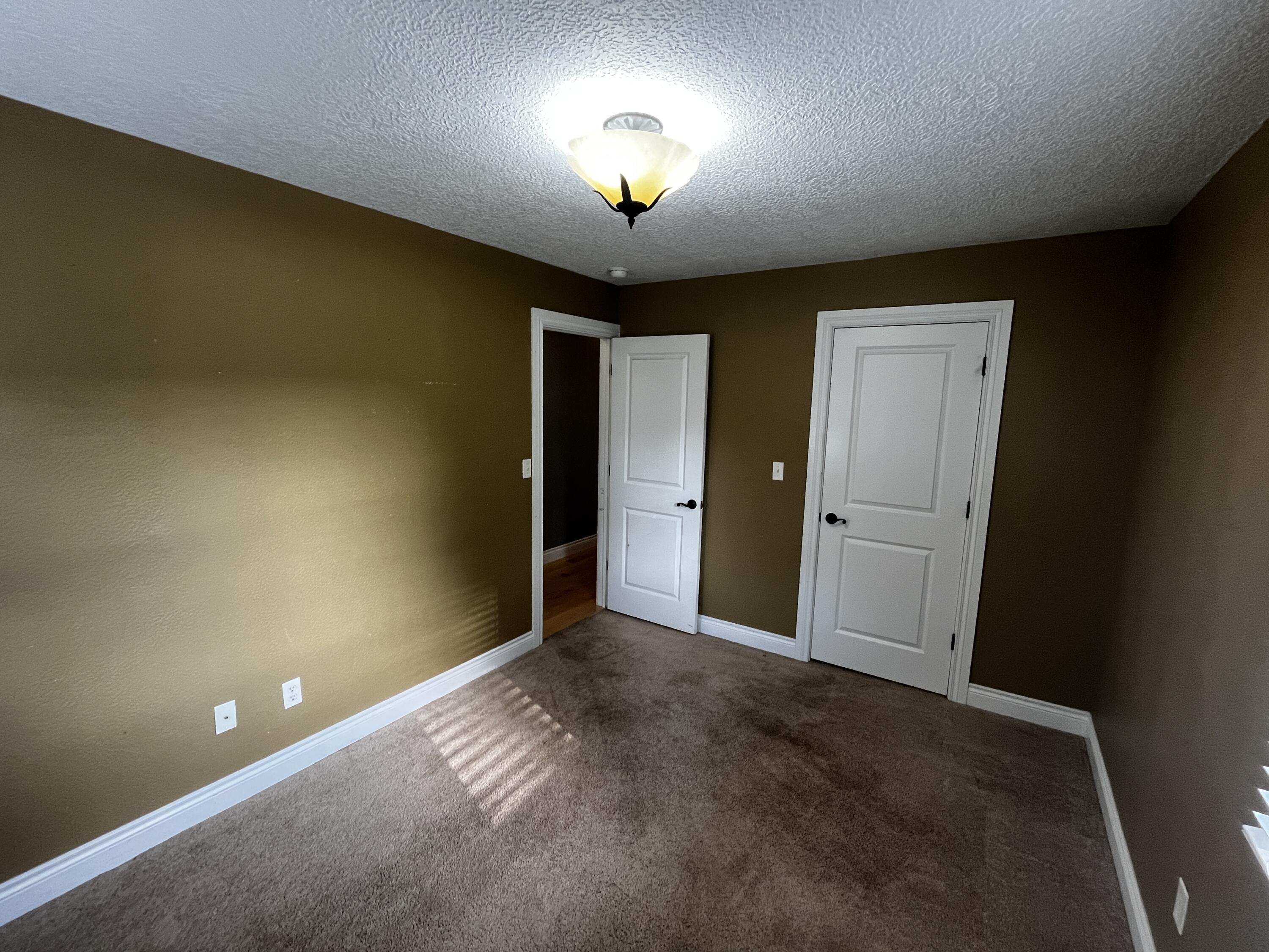 property viewer photo 14