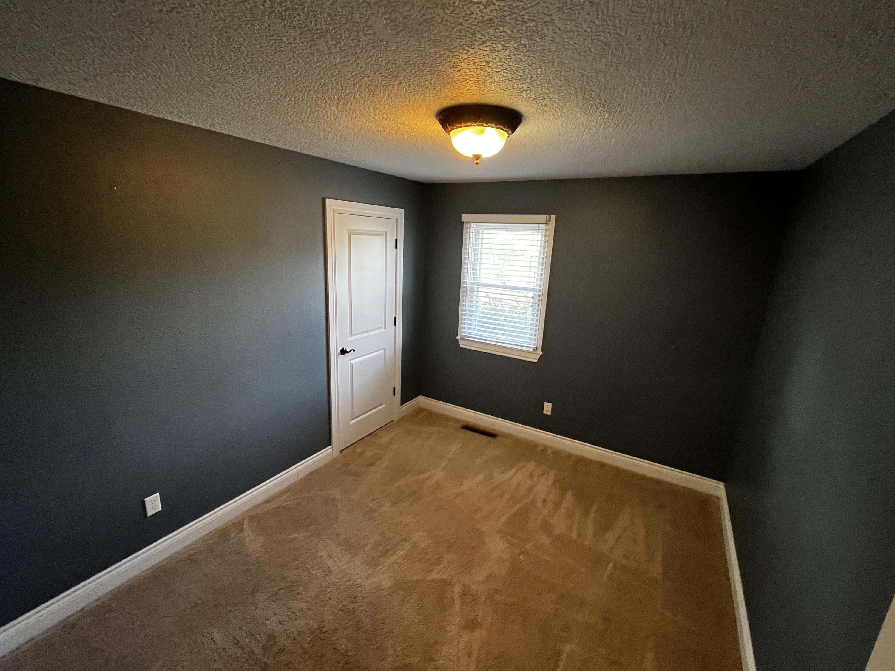 property viewer photo 16