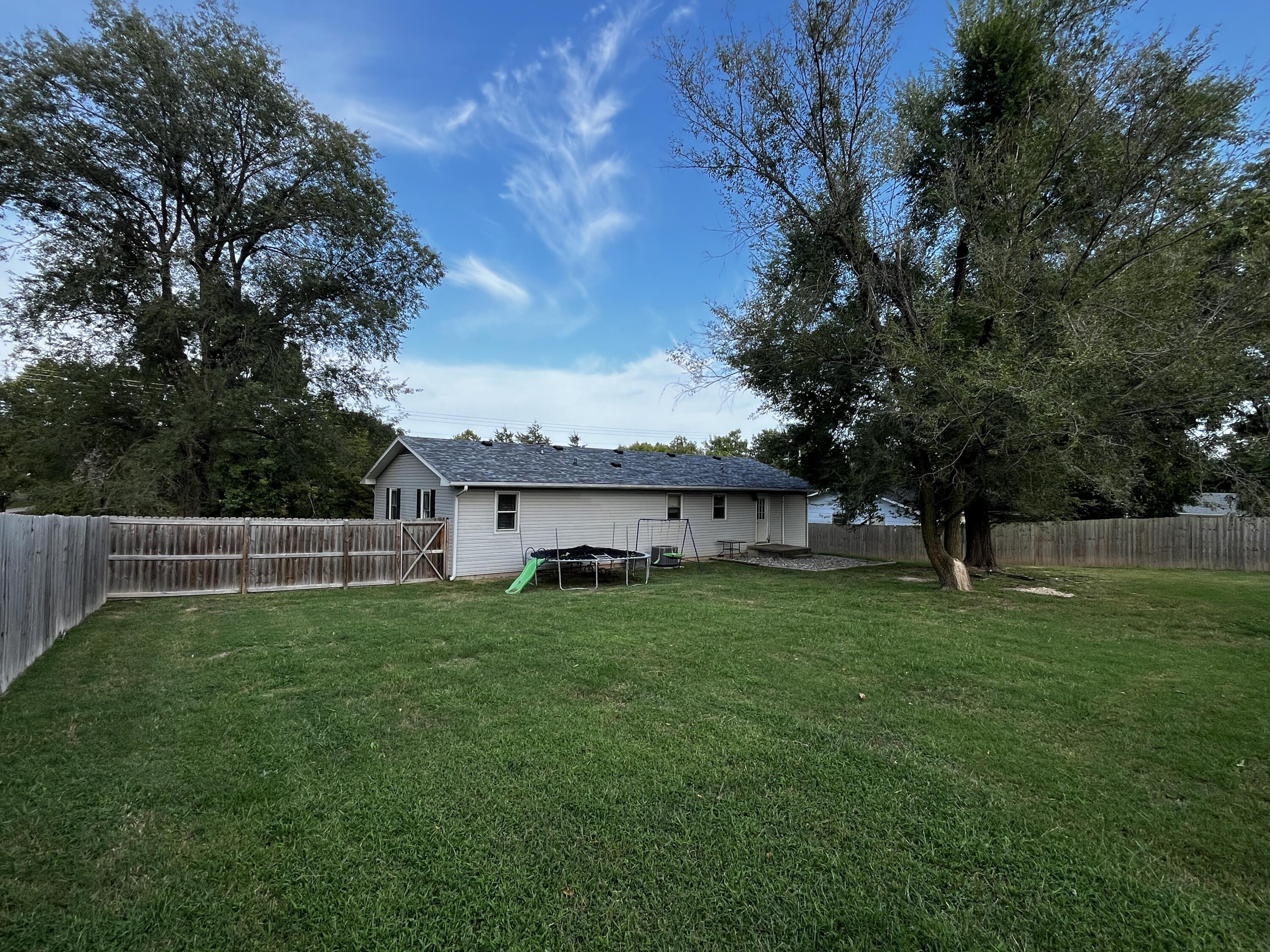 property viewer photo 21