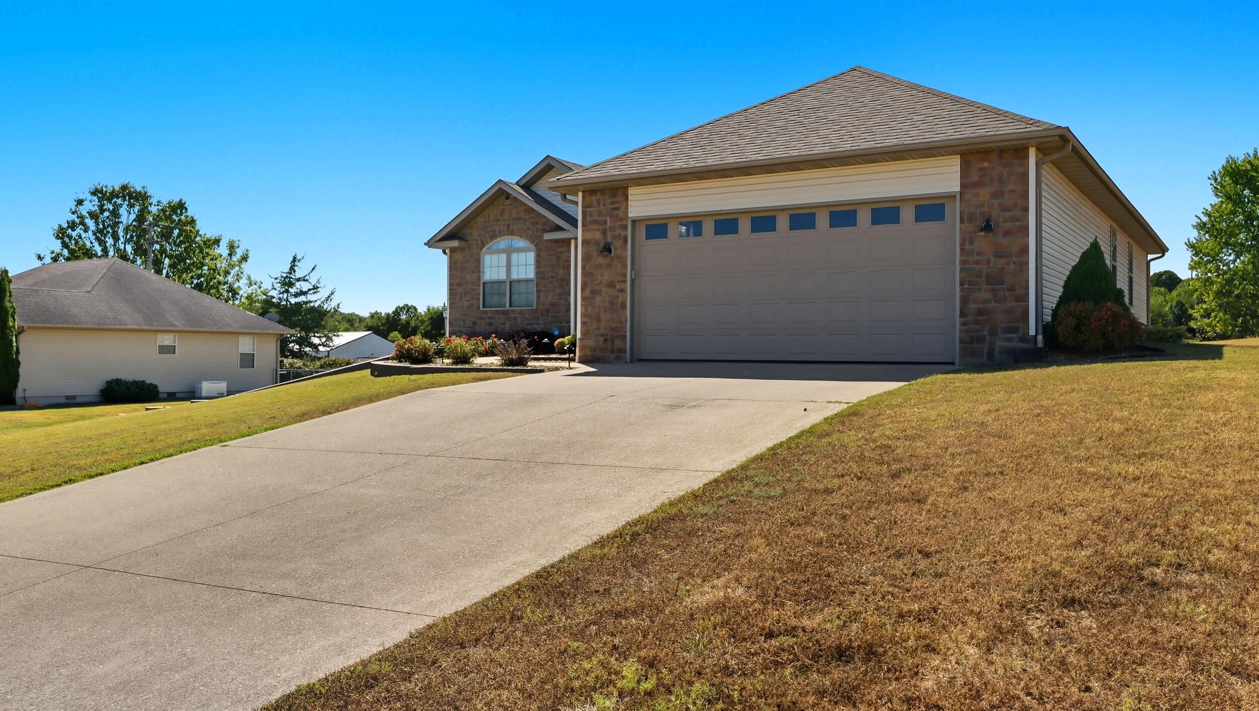 property viewer photo 1