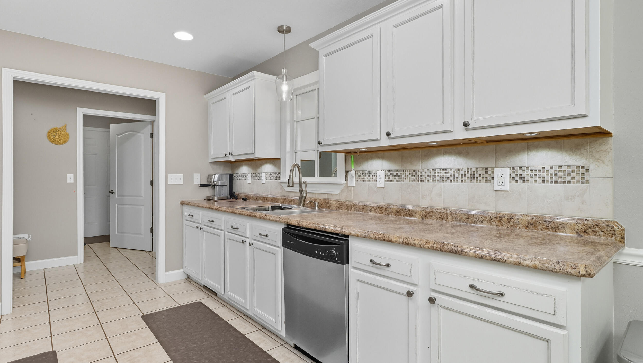property viewer photo 17