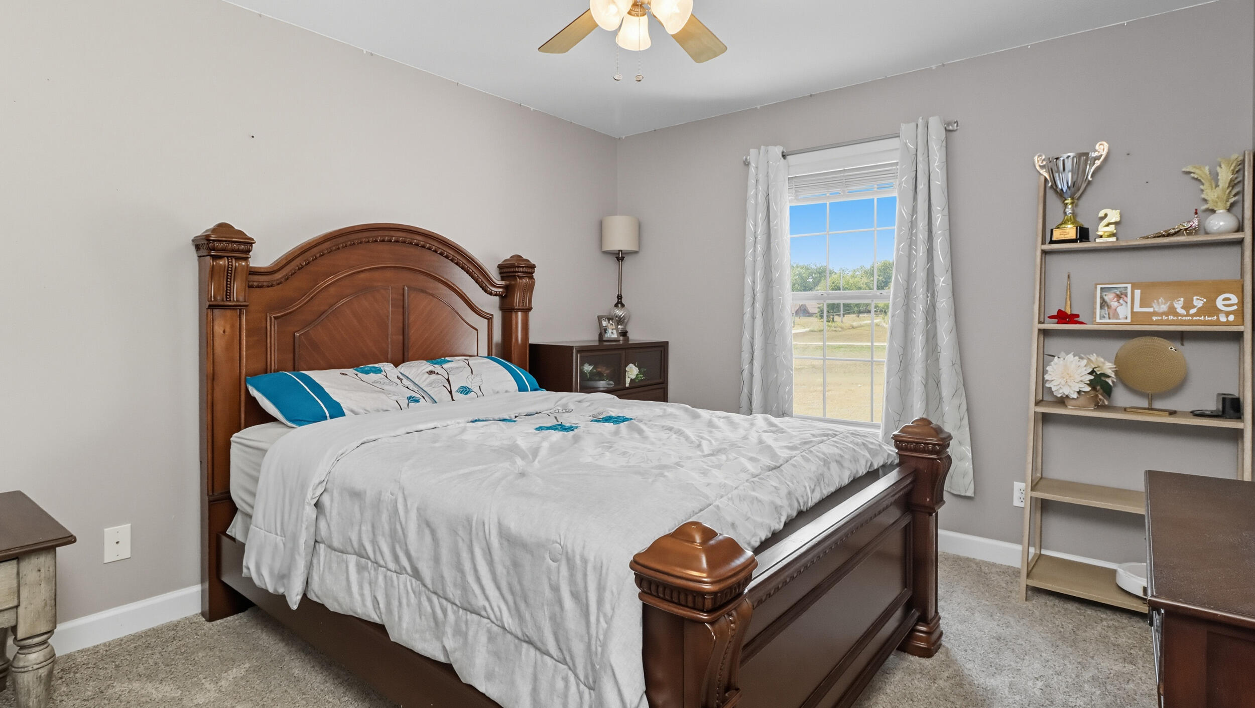 property viewer photo 19