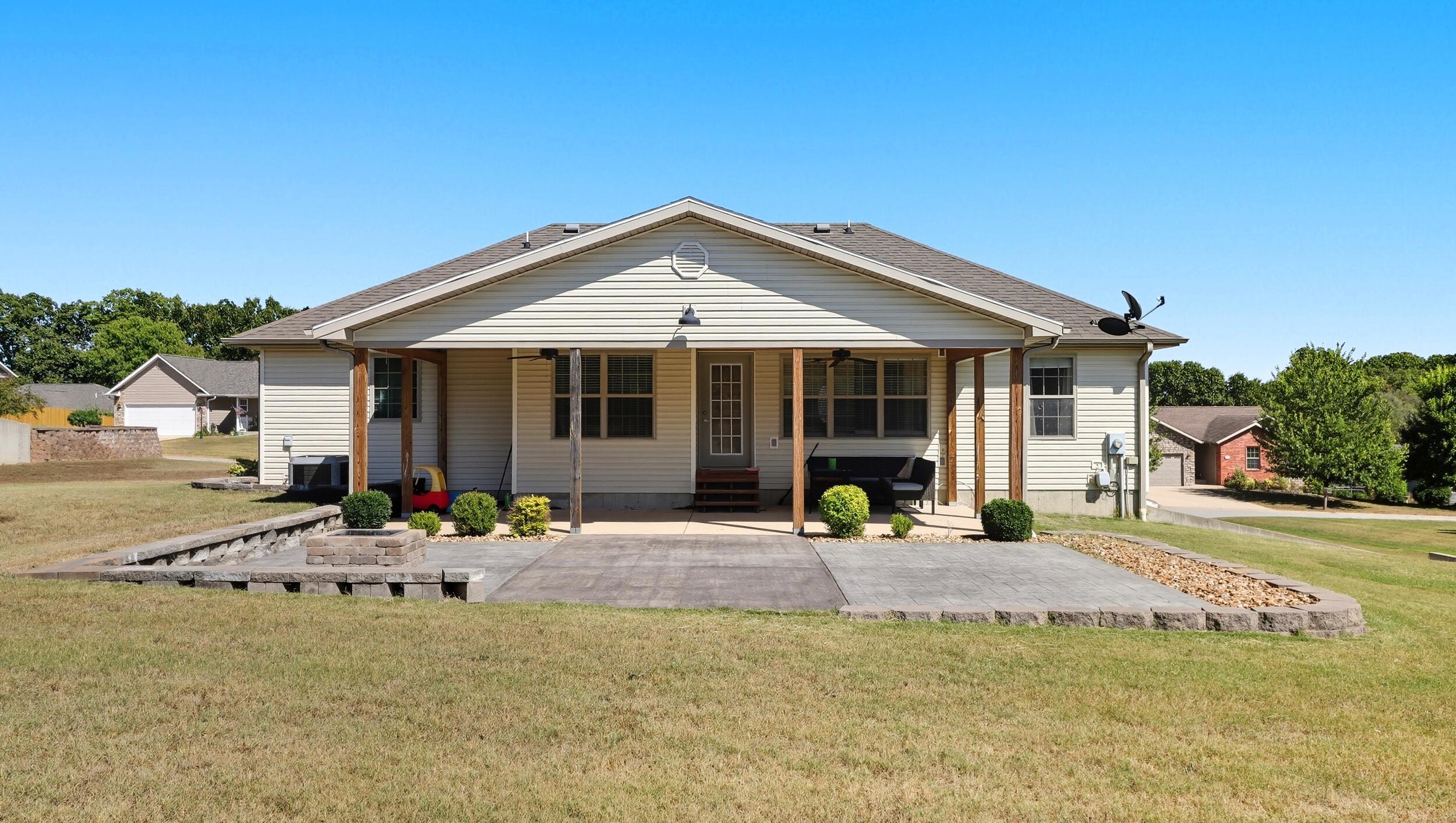 property viewer photo 3