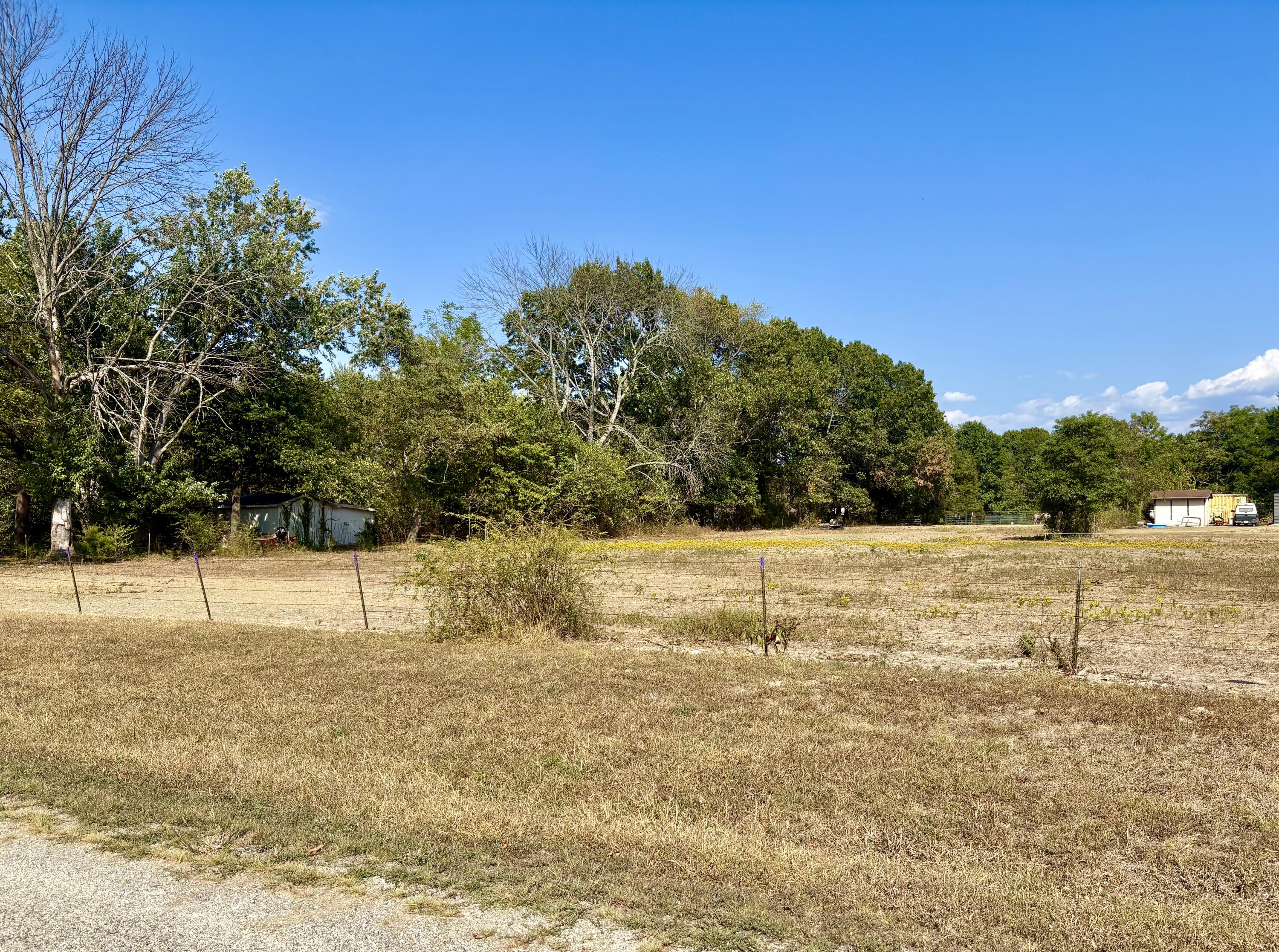 property viewer photo 2