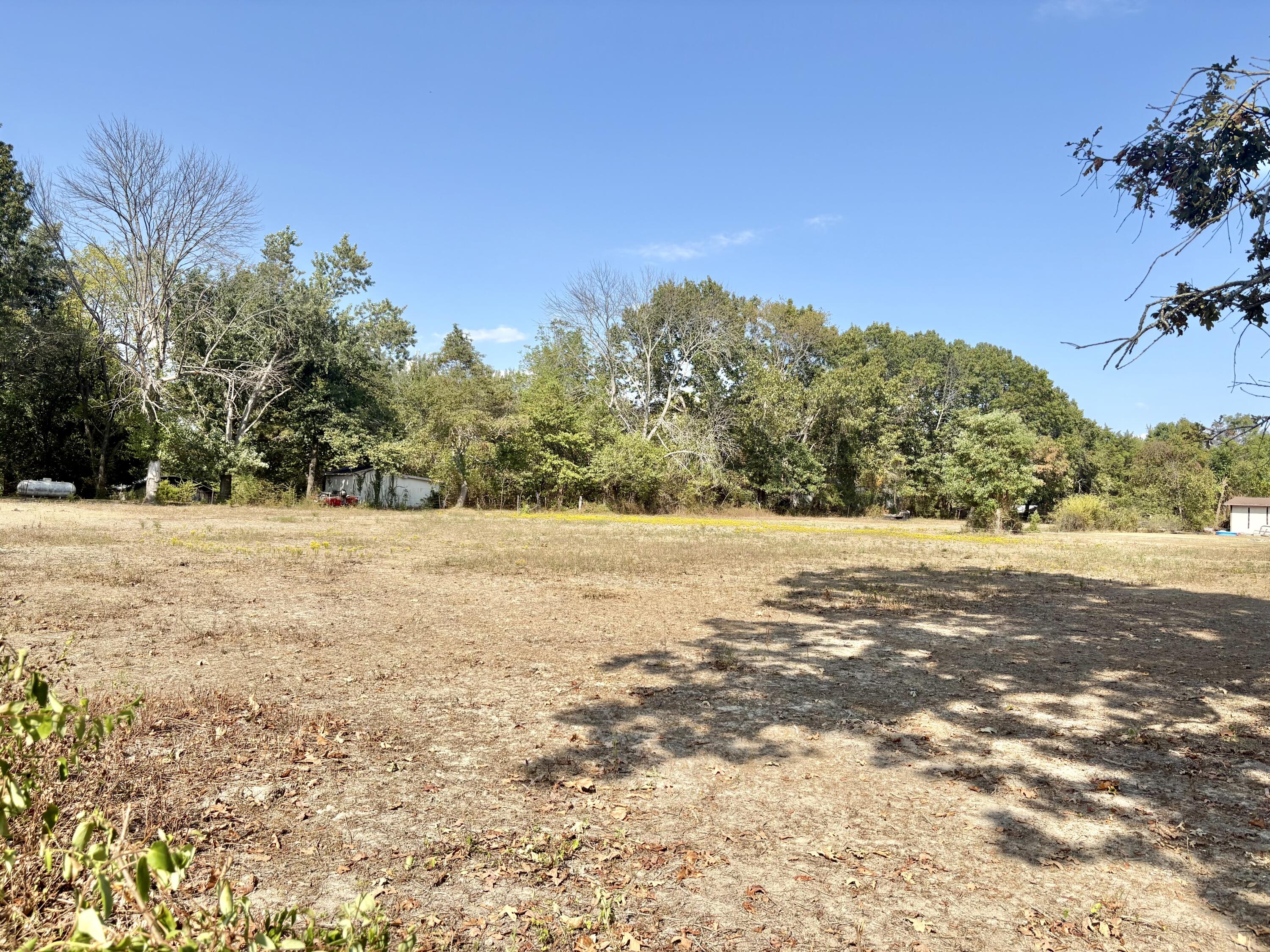 property viewer photo 7