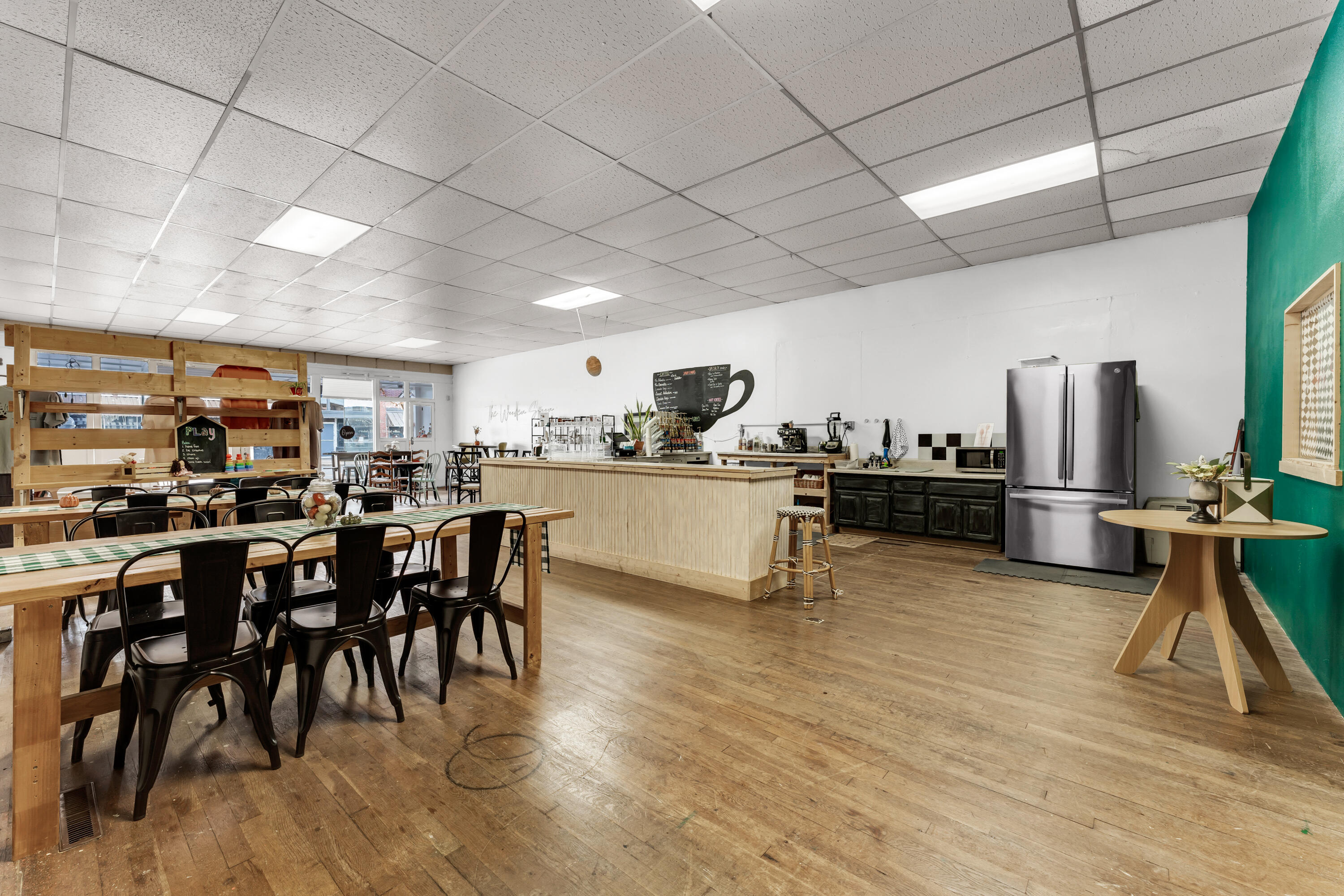 main property photo 8