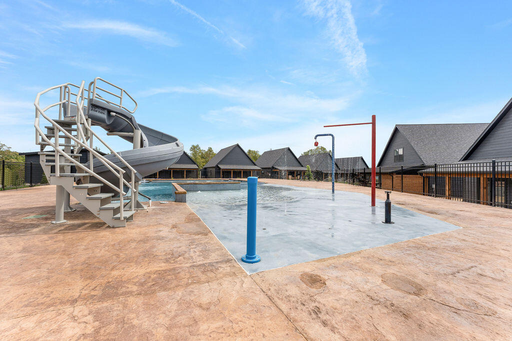 main property photo 70