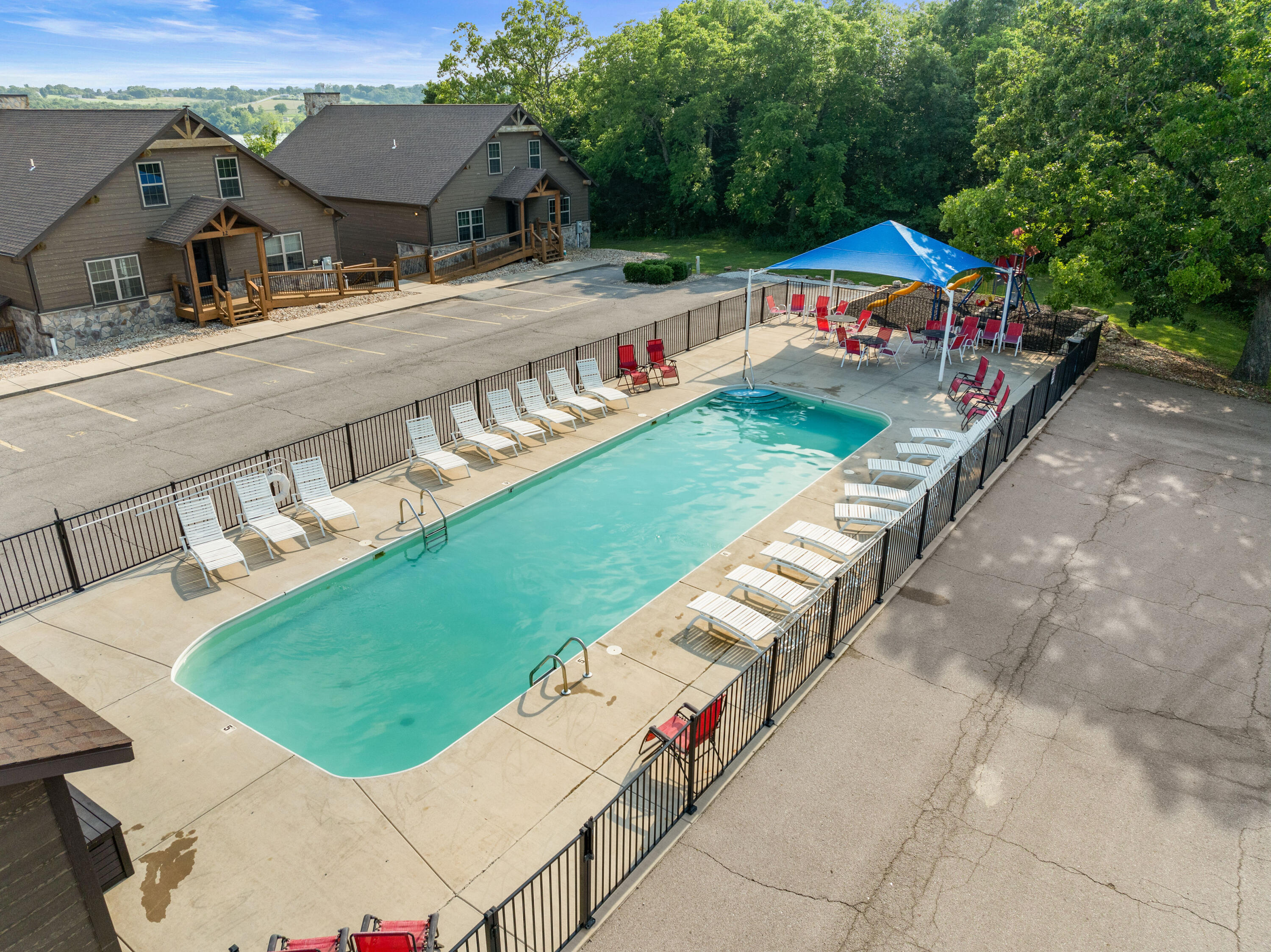 property viewer photo 40