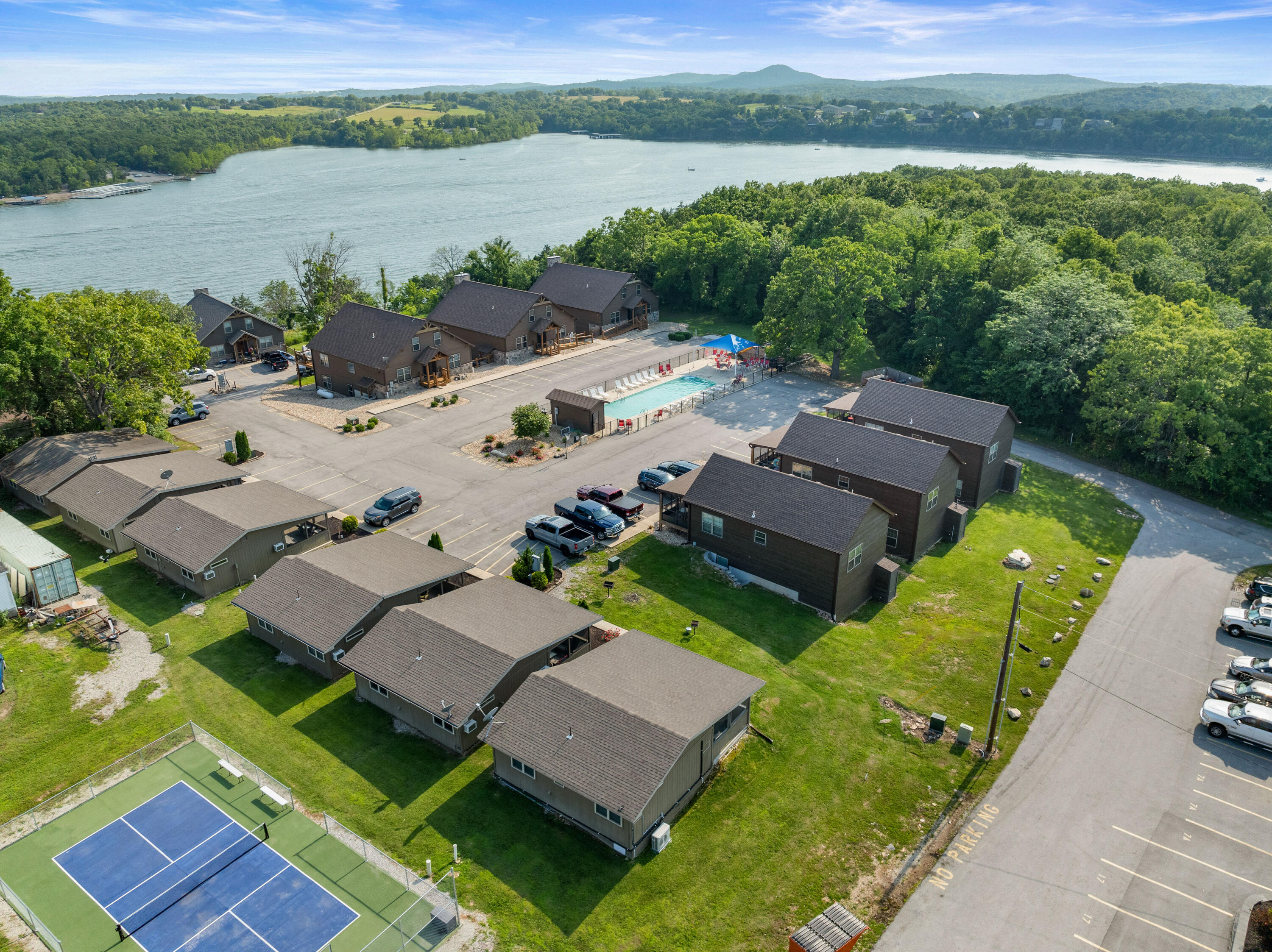 property viewer photo 42
