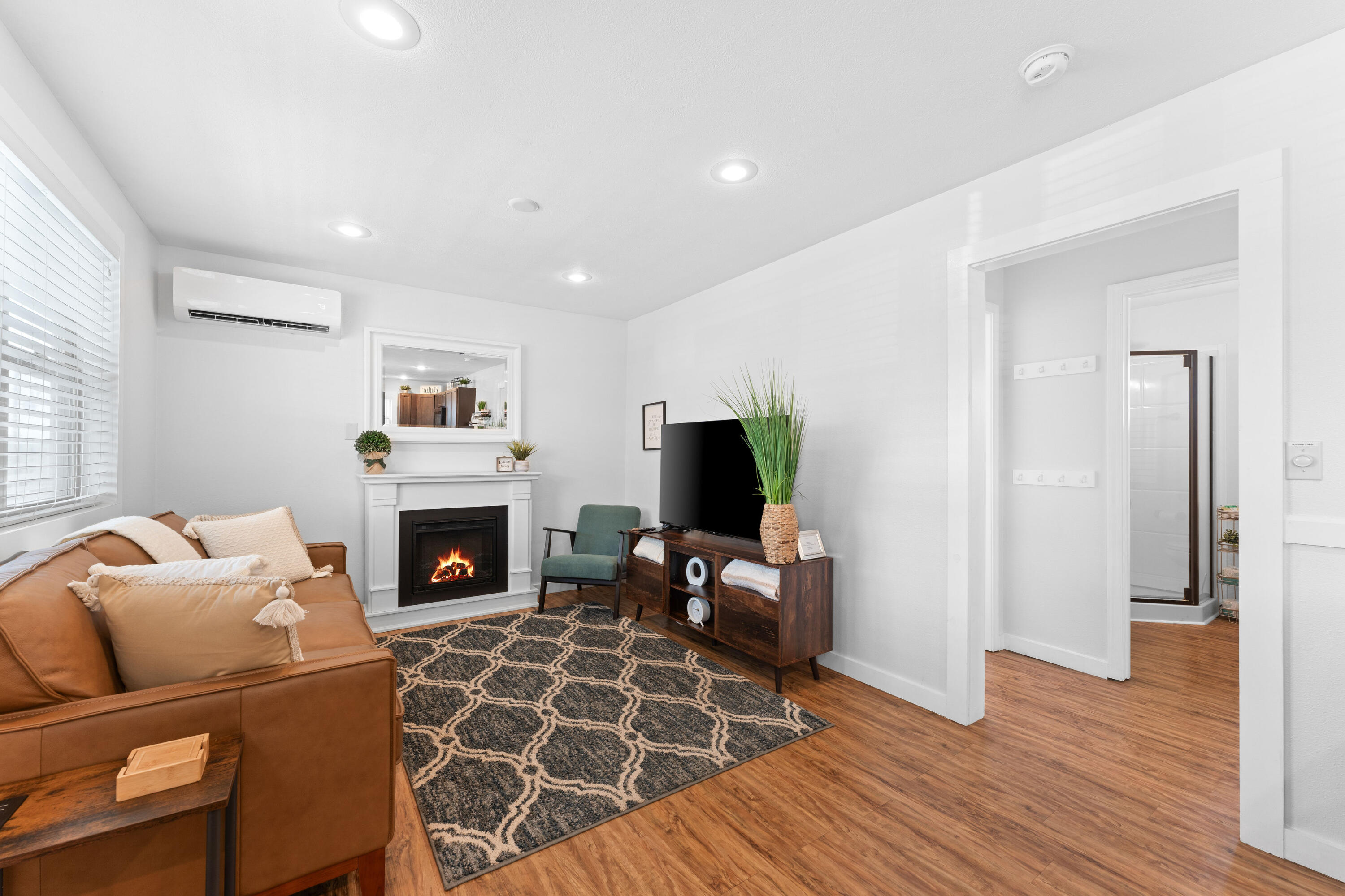 property viewer photo 7