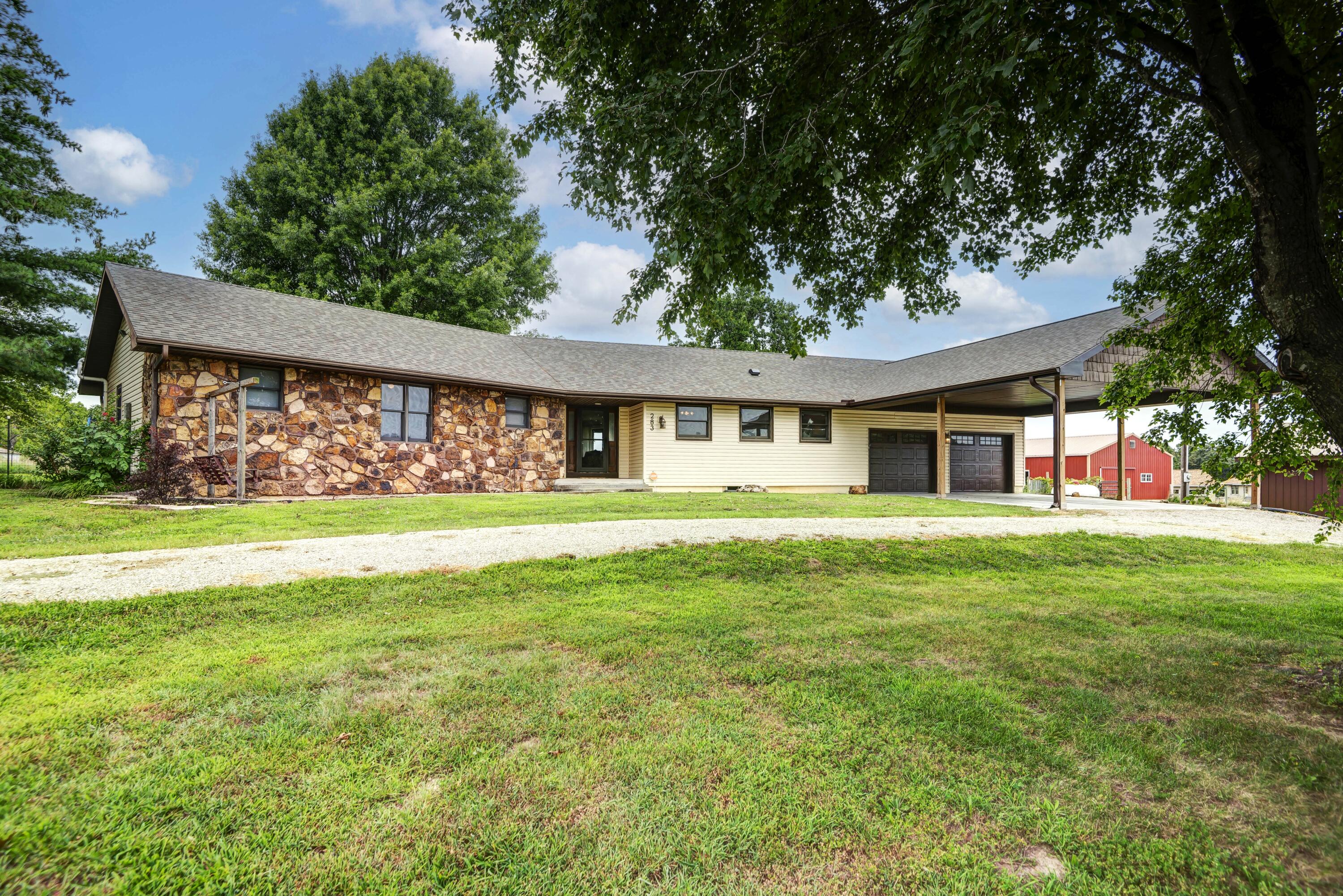 main property photo 0